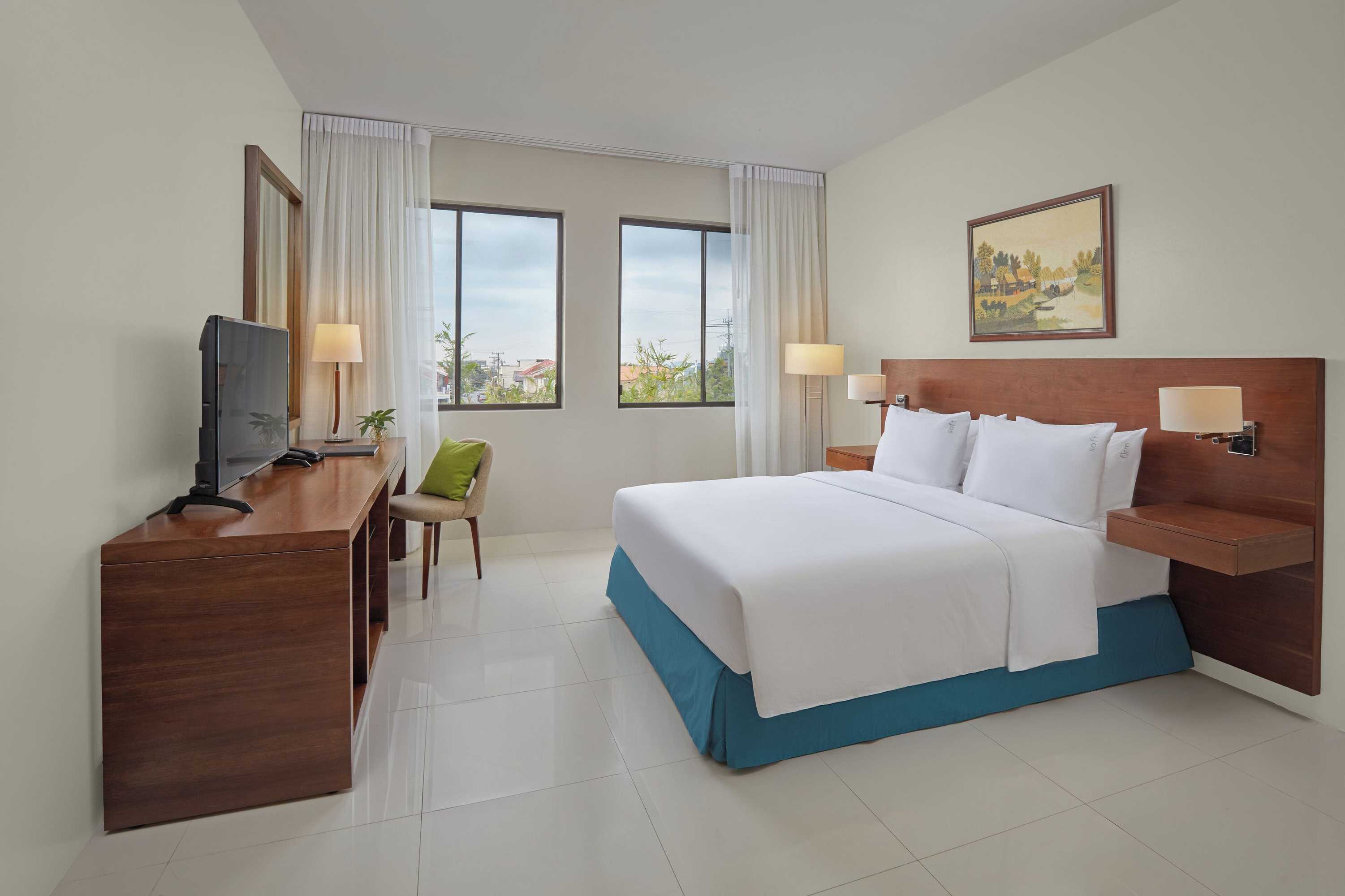 Gift card for Holiday Inn & Suites Batangas Limapark by Ihg