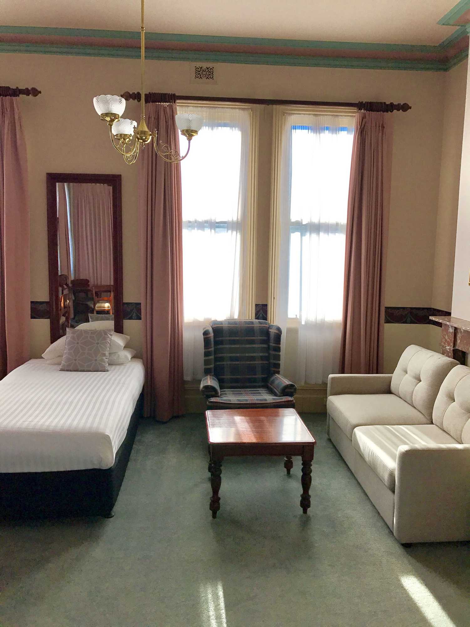 Gift card for Hotel Shamrock Bendigo Gift card for Hotel Shamrock Bendigo