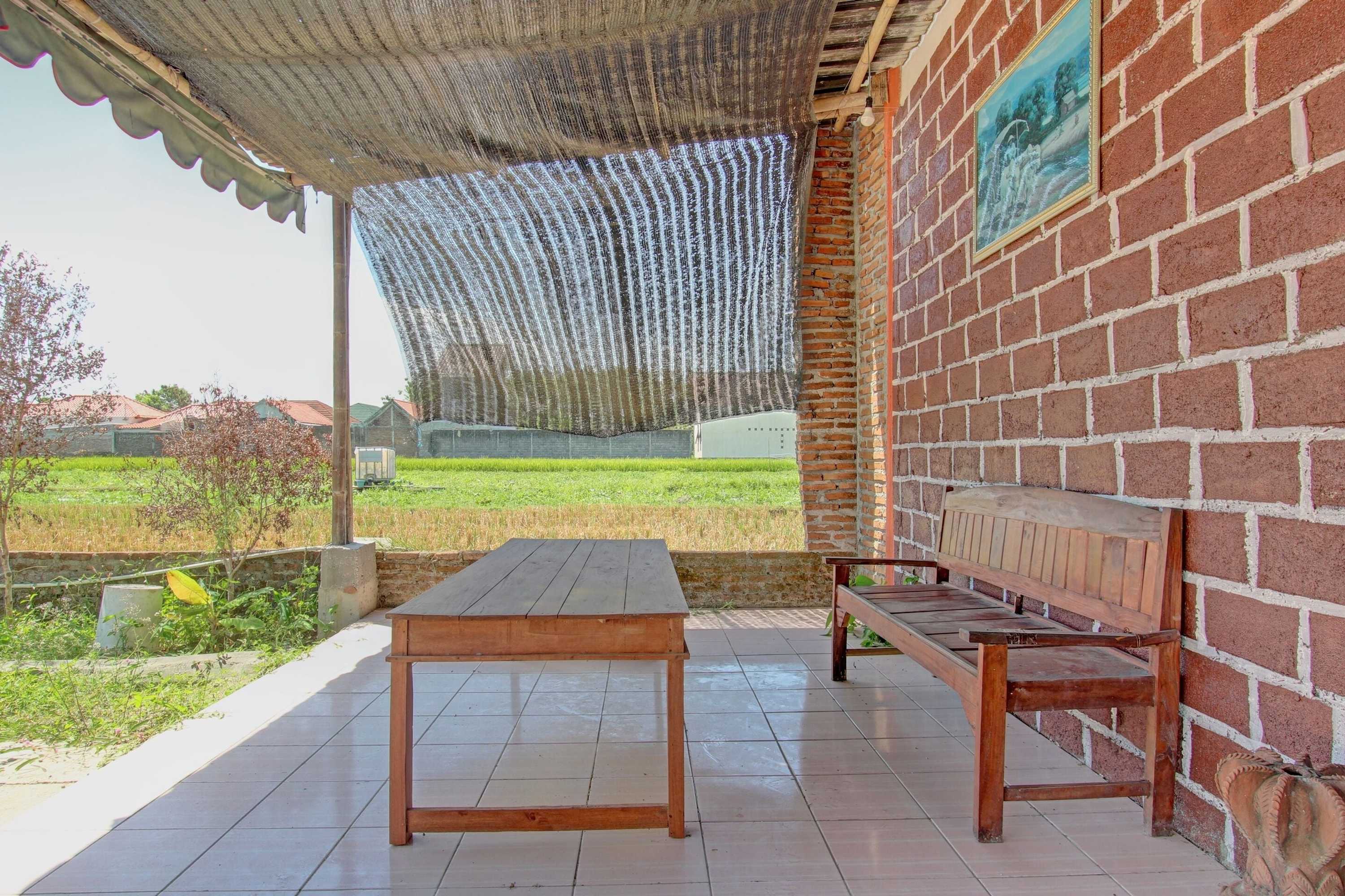 Gift card for Oyo Life 93010 Omah Bareng Syariah Sambisari