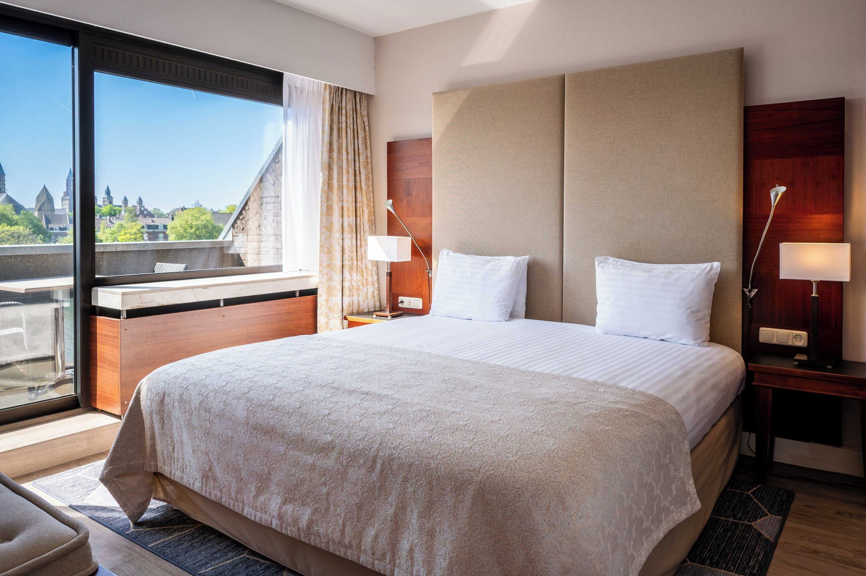 Gift card for Crowne Plaza Maastricht by Ihg Gift card for Crowne Plaza Maastricht by Ihg