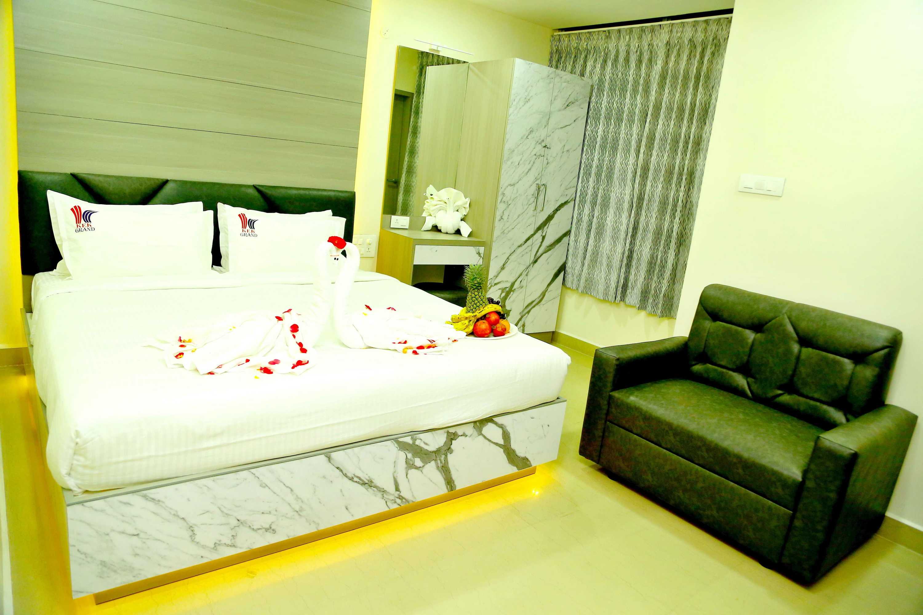 Gift card for Hotel Kek Grand Park Gift card for Hotel Kek Grand Park