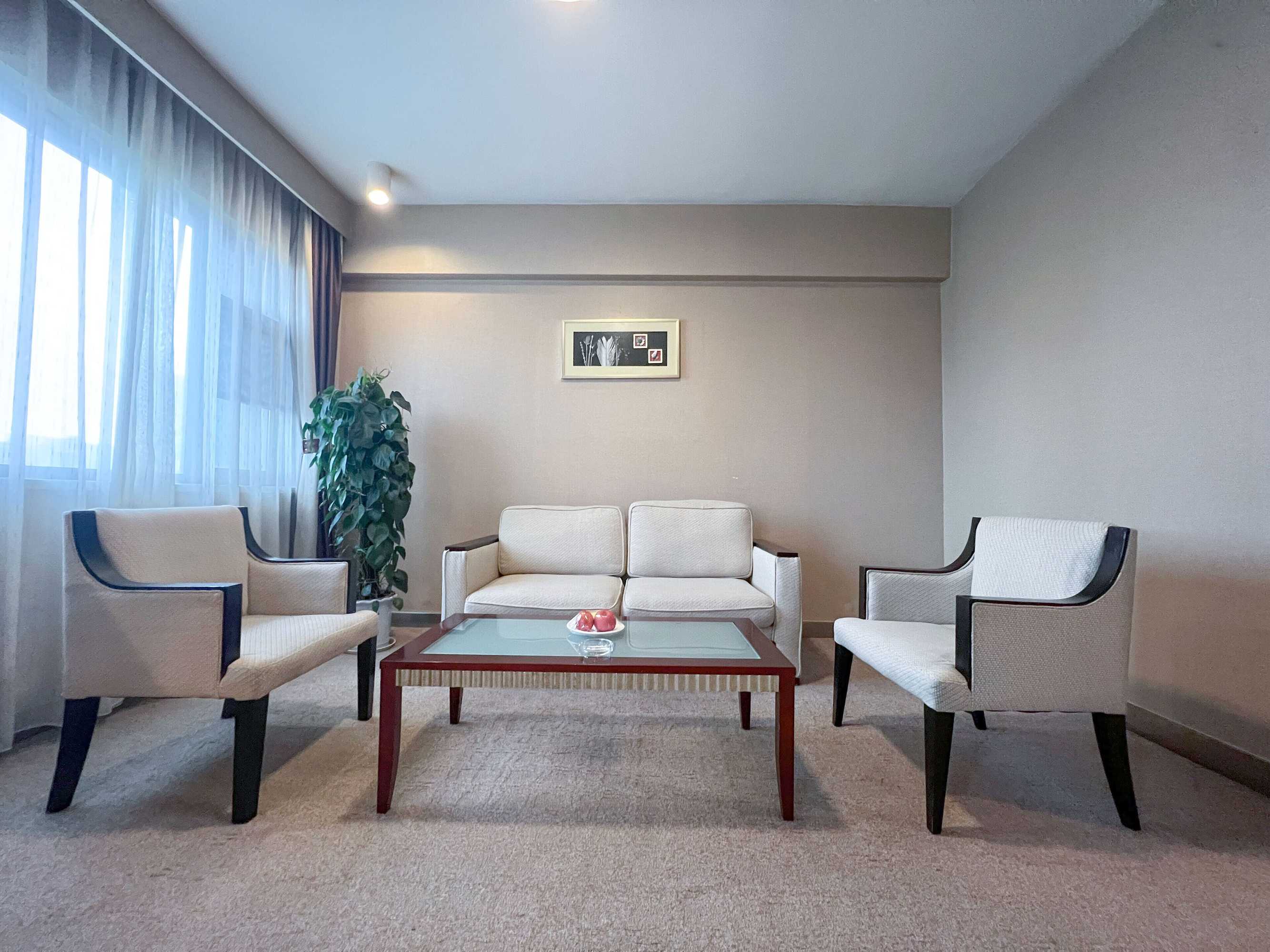 Gift card for Holiday Inn Express Zhengzhou by Ihg Gift card for Holiday Inn Express Zhengzhou by Ihg