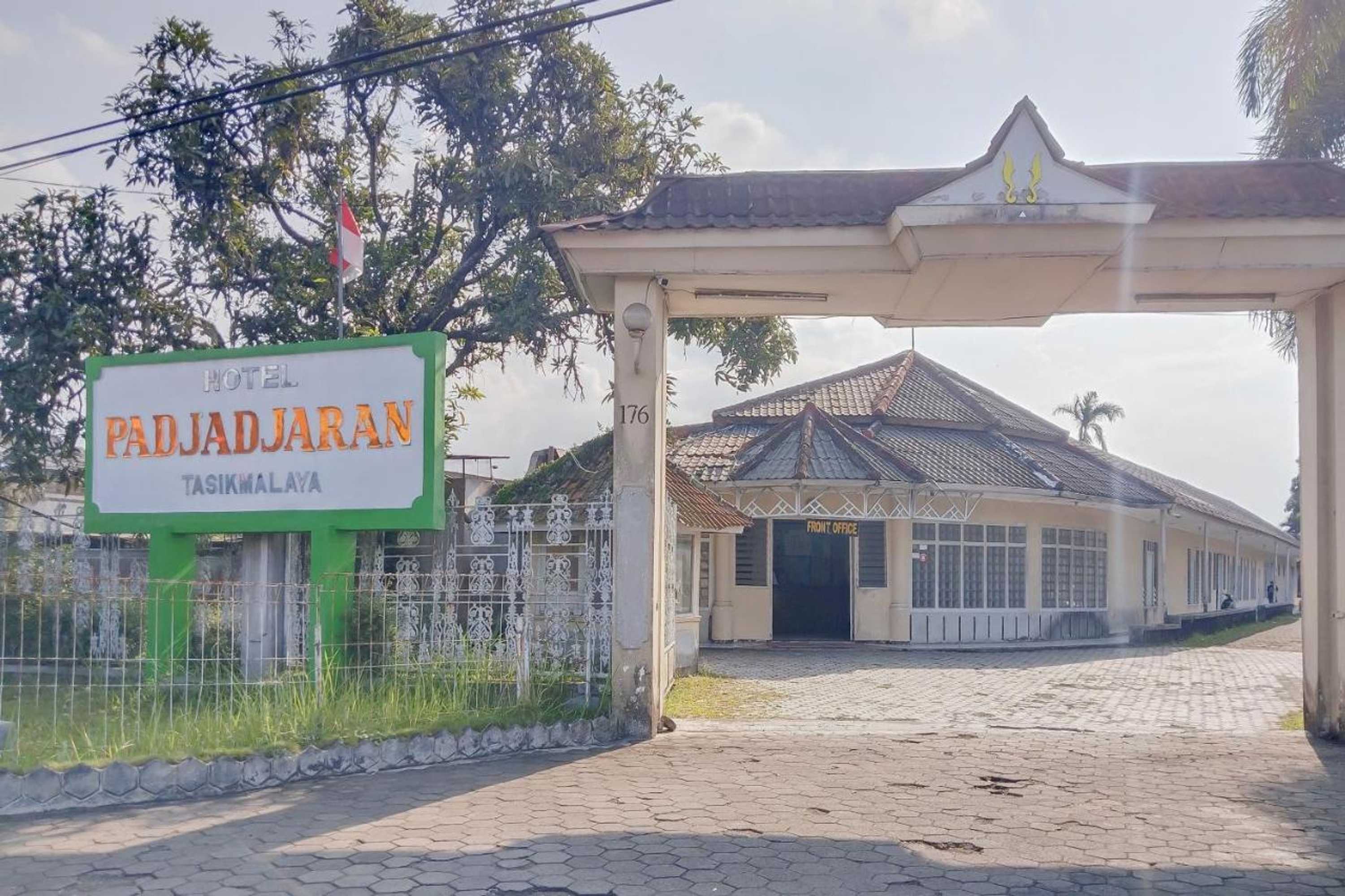 Gift card for Spot ON 2341 Hotel Padjajaran 2