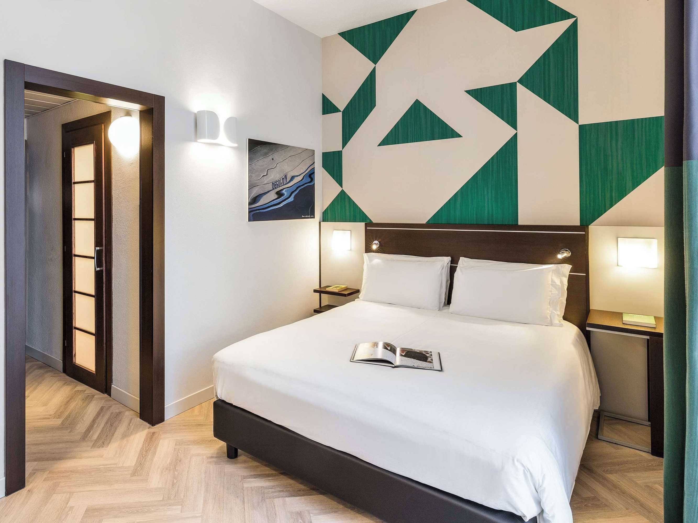 Gift card for Mercure Napoli Centro Angioino Gift card for Mercure Napoli Centro Angioino