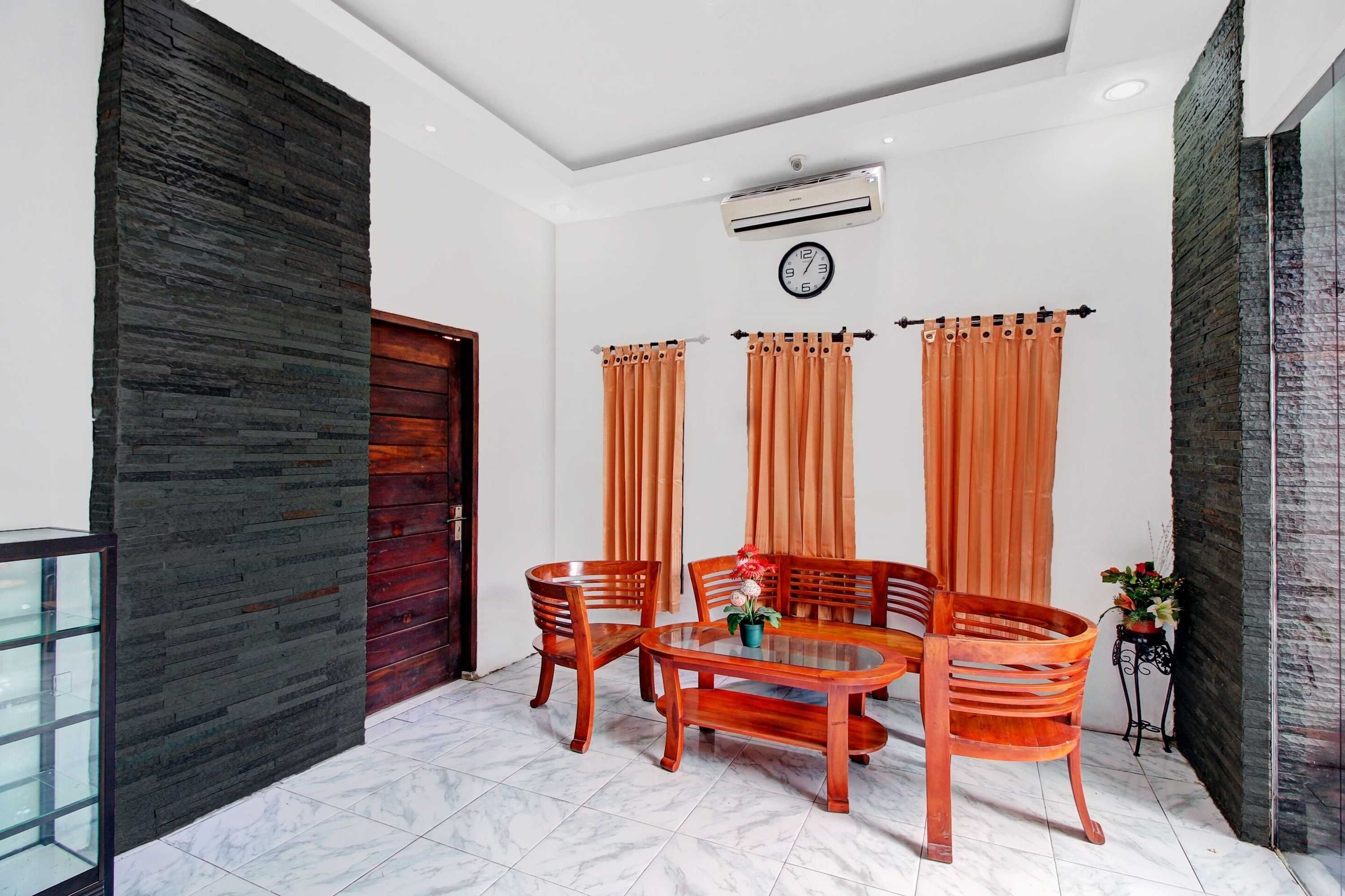 Gift card for Super Oyo 90672 Adhya Guest House Lombok Gift card for Super Oyo 90672 Adhya Guest House Lombok