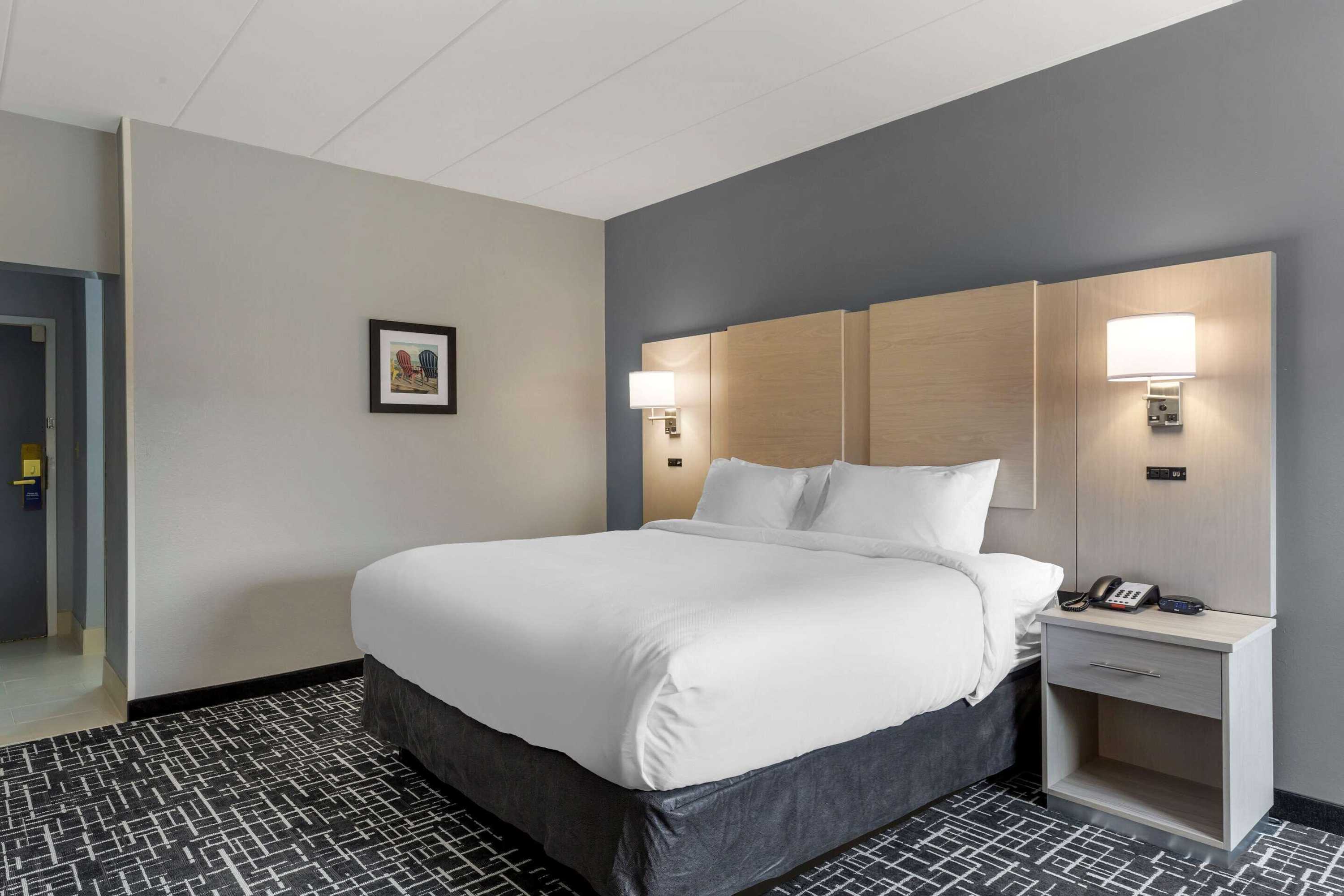 Gift card for Comfort Inn Hyannis - Cape Cod Gift card for Comfort Inn Hyannis - Cape Cod