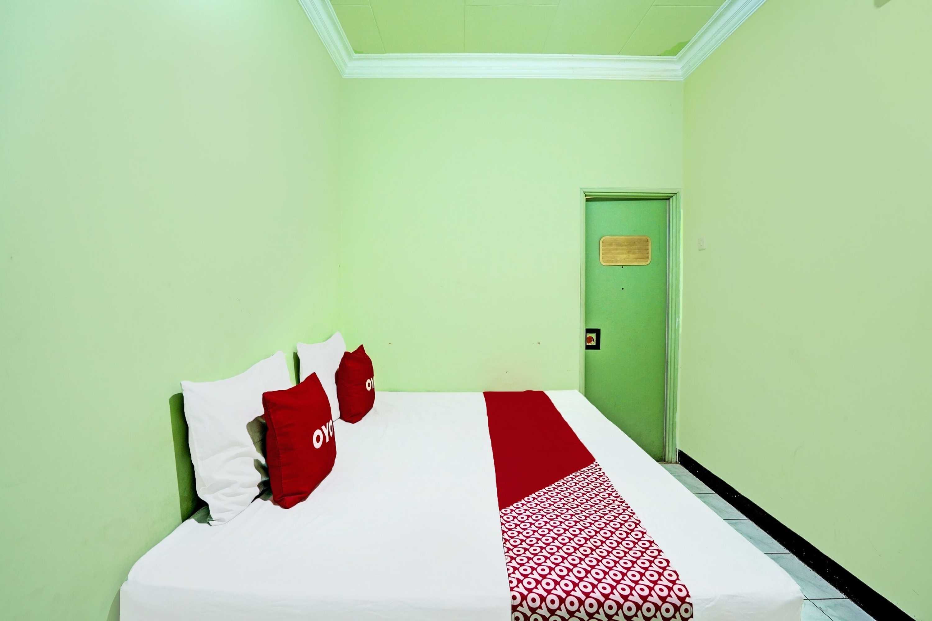 Gift card for Oyo 2708 Hotel Kemuning Syariah Gift card for Oyo 2708 Hotel Kemuning Syariah