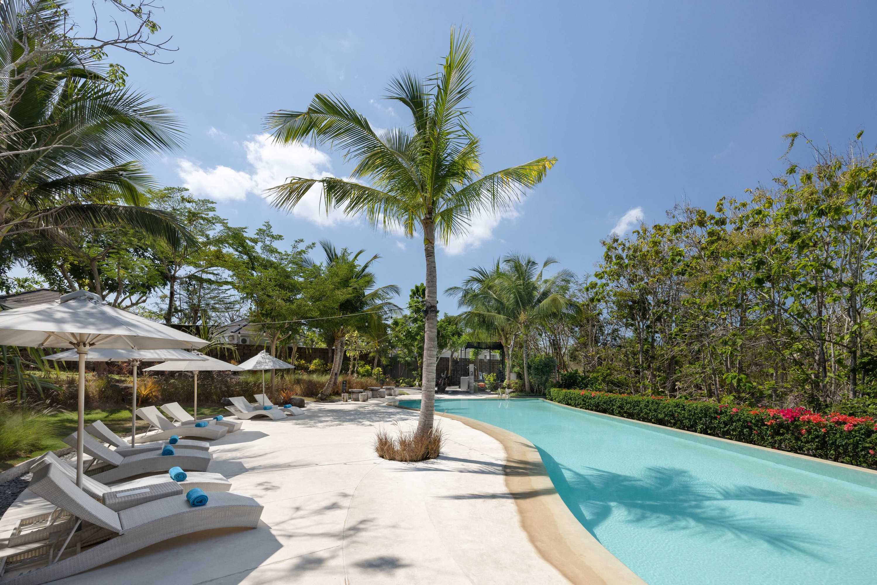 Gift card for Cross Bali Breakers Resort Gift card for Cross Bali Breakers Resort