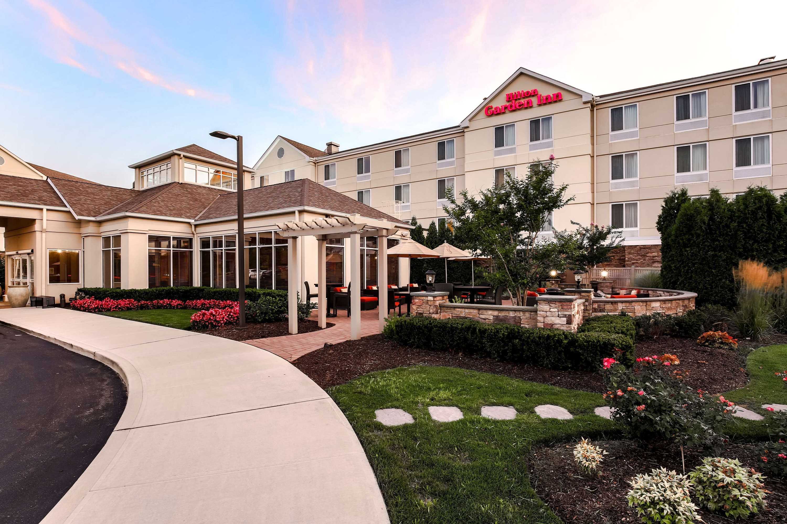 Gift card for Hilton Garden Inn Melville Gift card for Hilton Garden Inn Melville