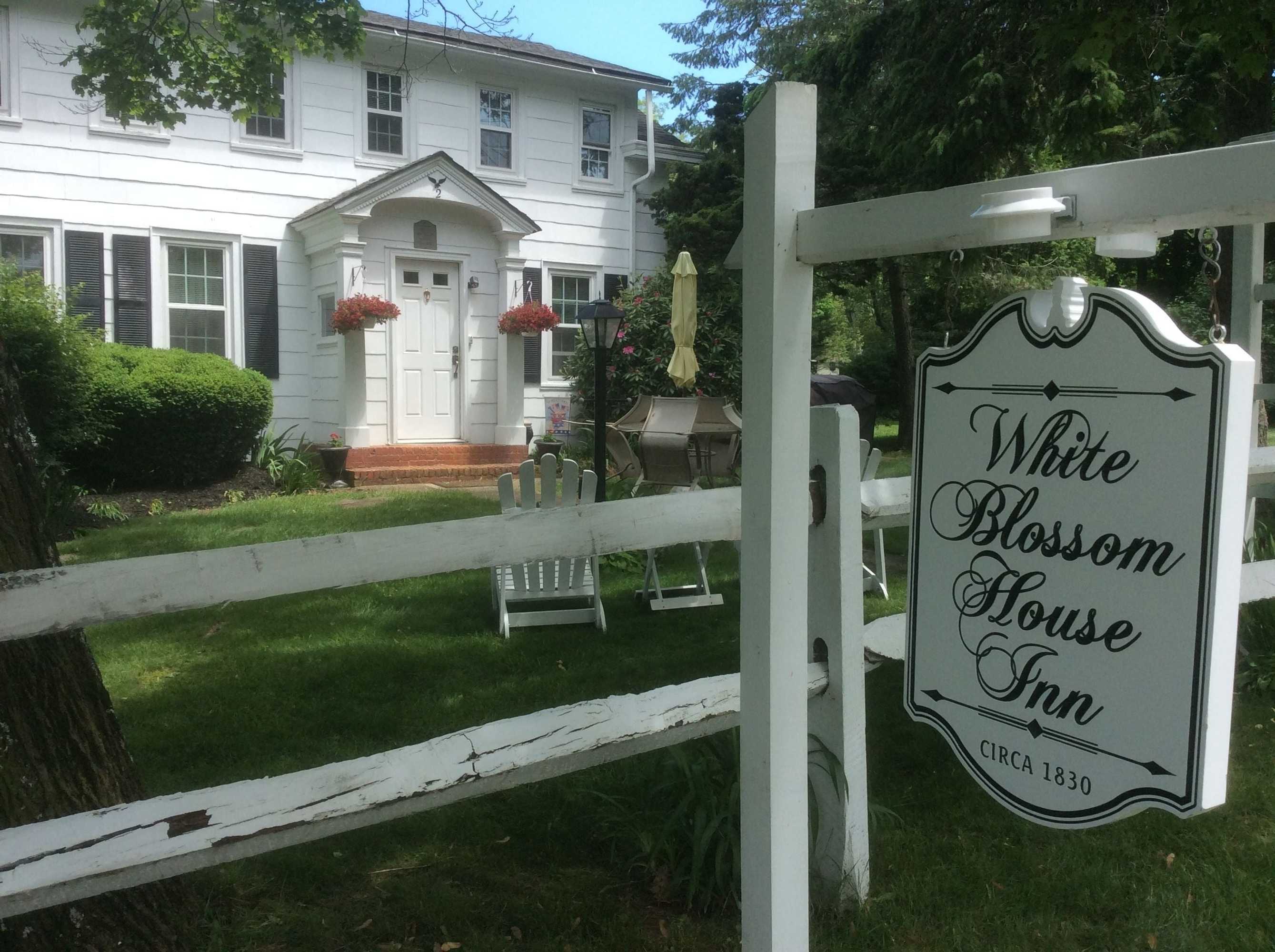 Gift card for White Blossom House Inn Gift card for White Blossom House Inn