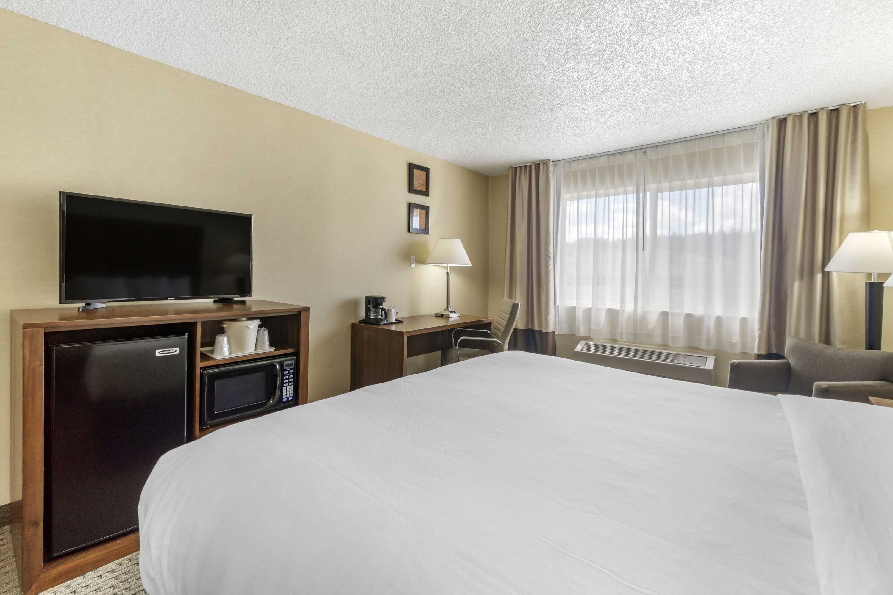 Gift card for Comfort Inn & Suites Bothell - Seattle North Gift card for Comfort Inn & Suites Bothell - Seattle North