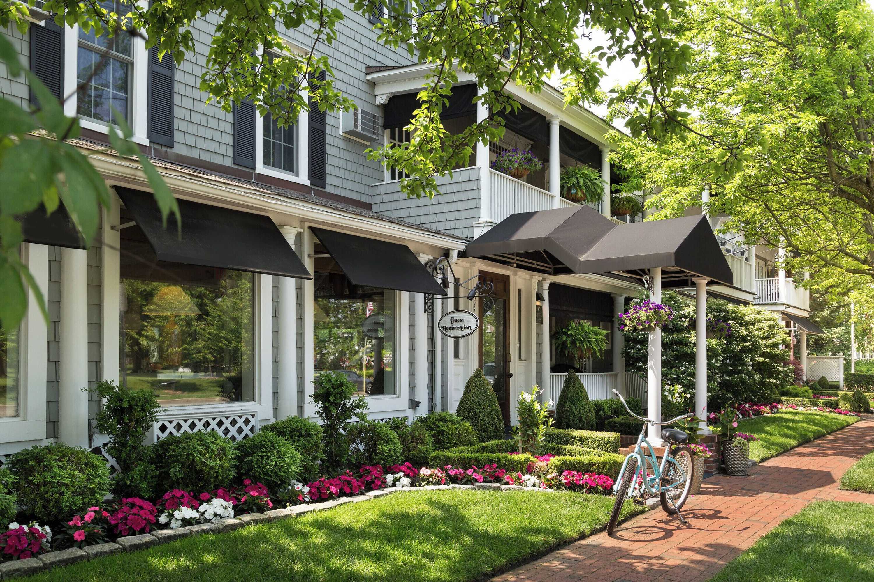 Gift card for Chateau Inn And Suites Gift card for Chateau Inn And Suites