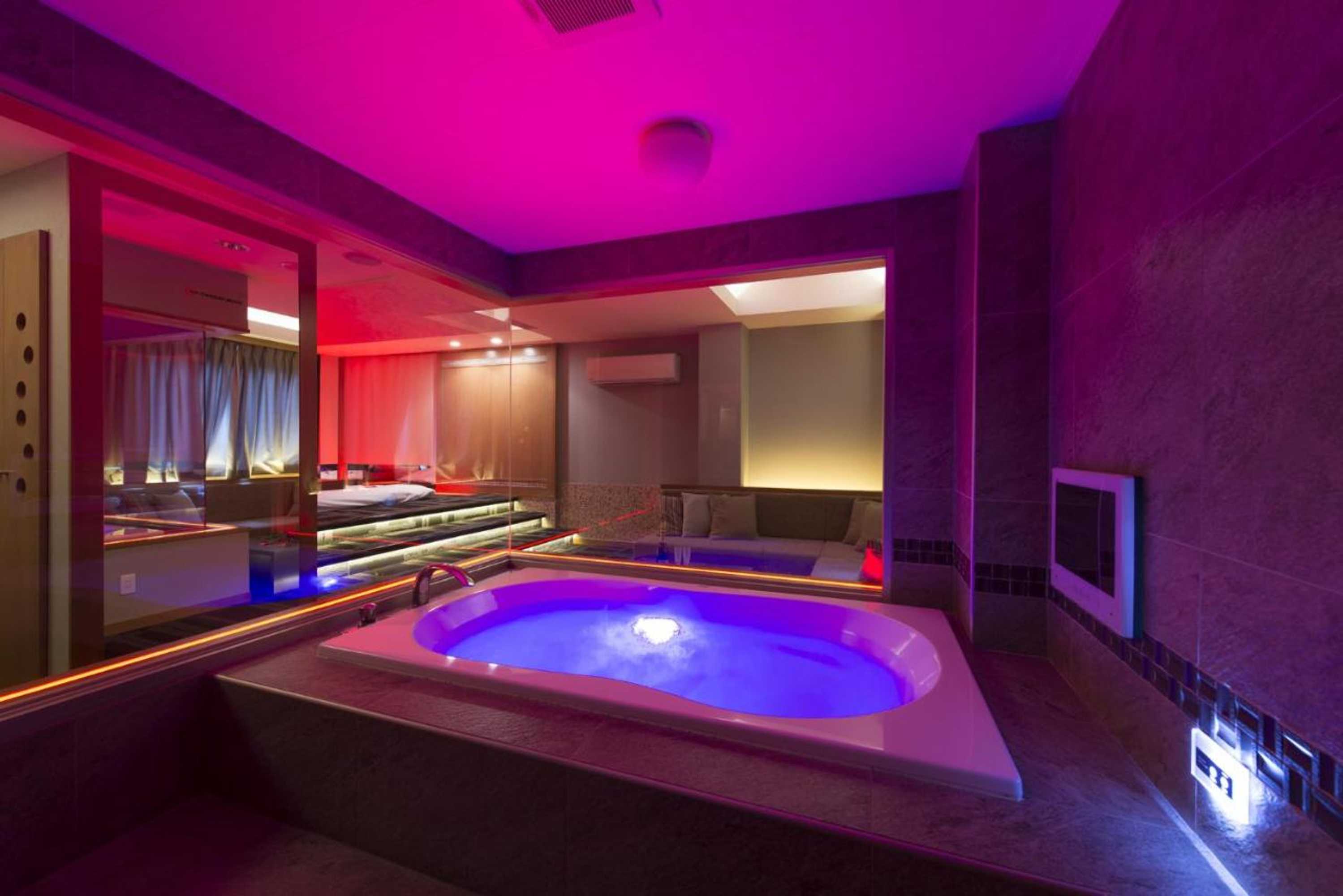 Gift card for Hotel Chateau Briant (adult Only)