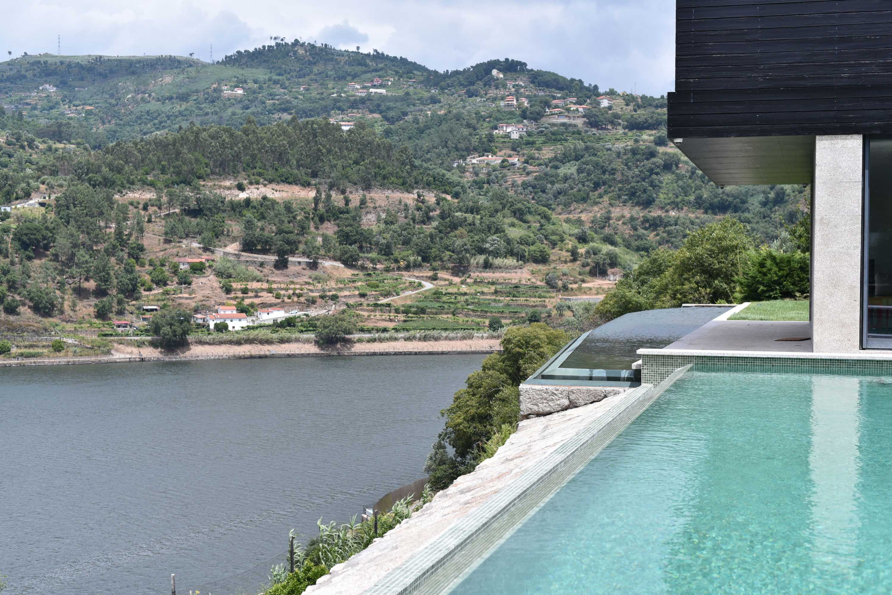 Gift card for Feel Discovery Douro Cherry