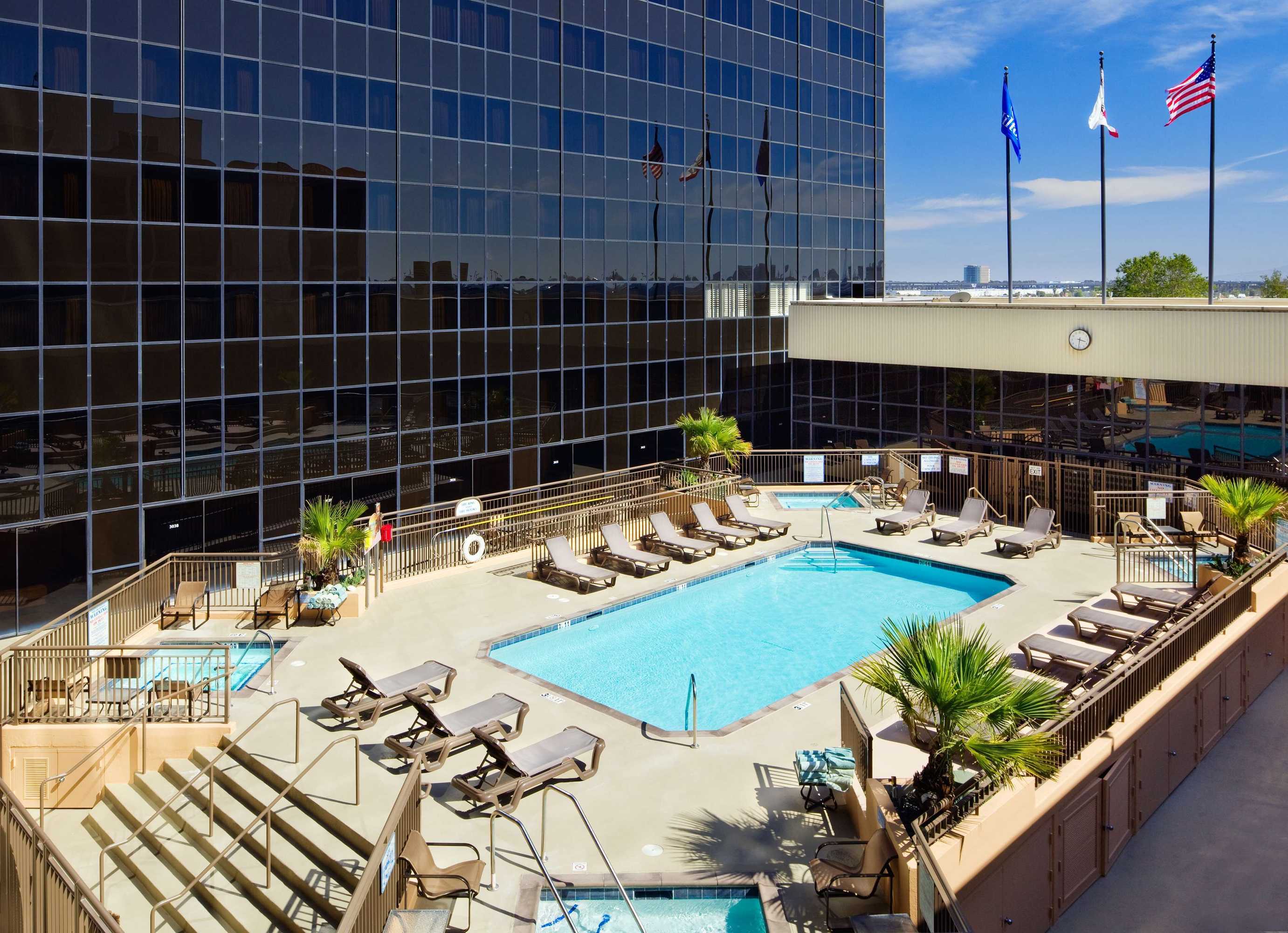 Gift card for Hilton Los Angeles Airport Gift card for Hilton Los Angeles Airport