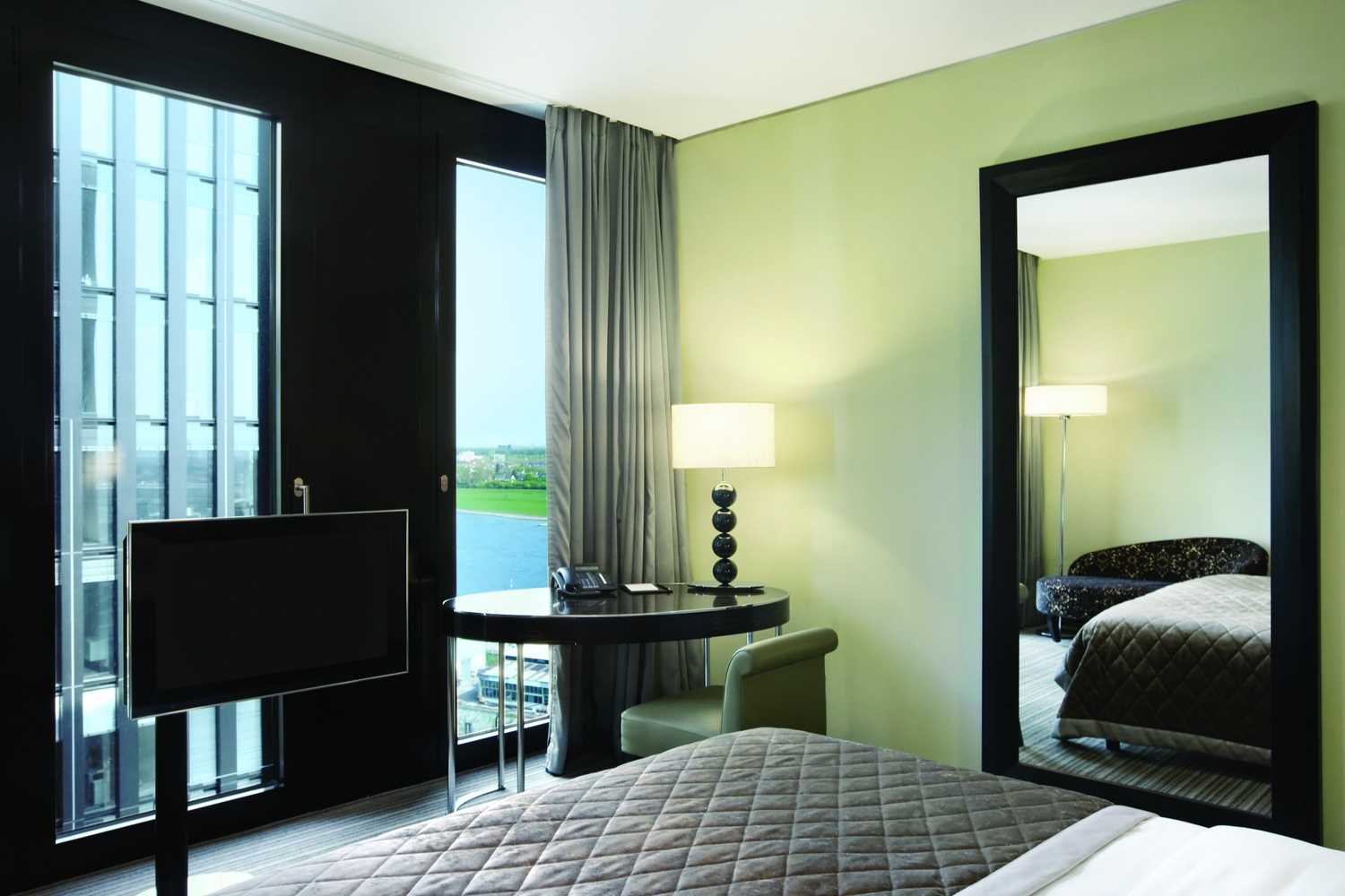 Gift card for Hyatt Regency Düsseldorf Gift card for Hyatt Regency Düsseldorf