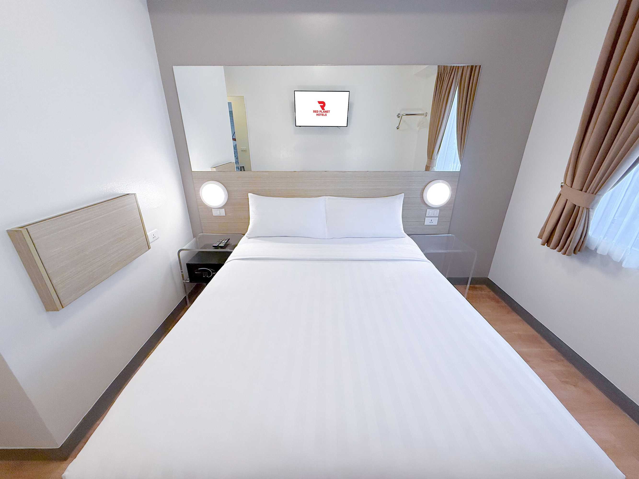 Gift card for Red Planet Manila Aseana City Gift card for Red Planet Manila Aseana City