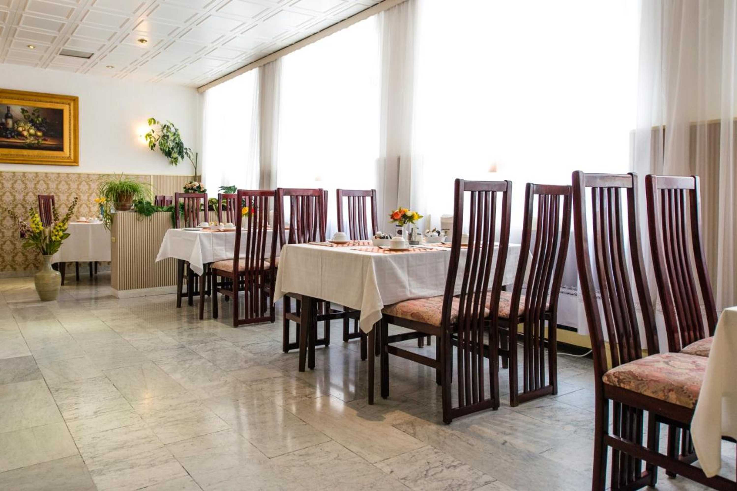 Gift card for Ravel International