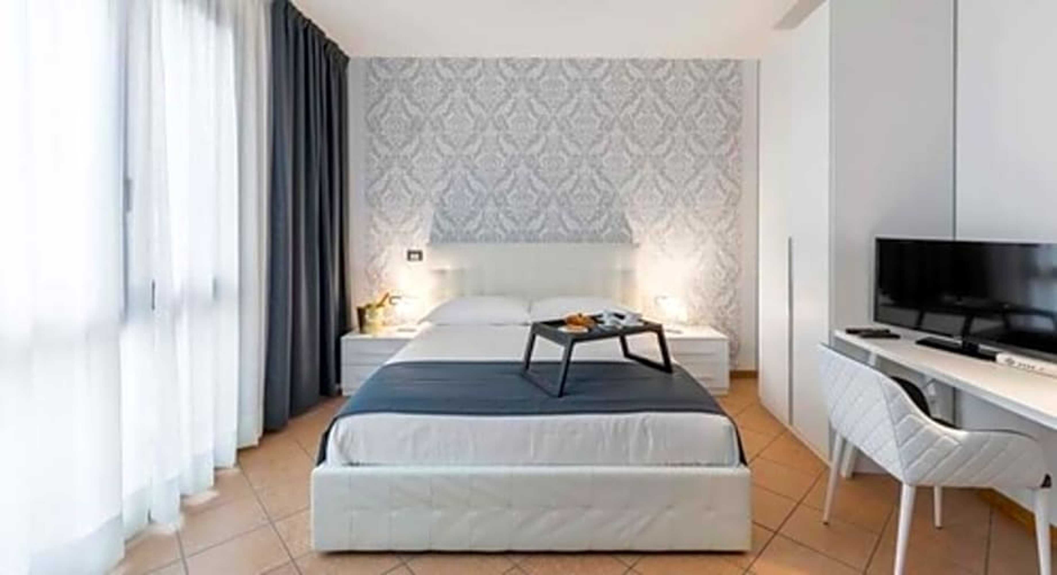 Gift card for Lake Como Golf Hotel Gift card for Lake Como Golf Hotel