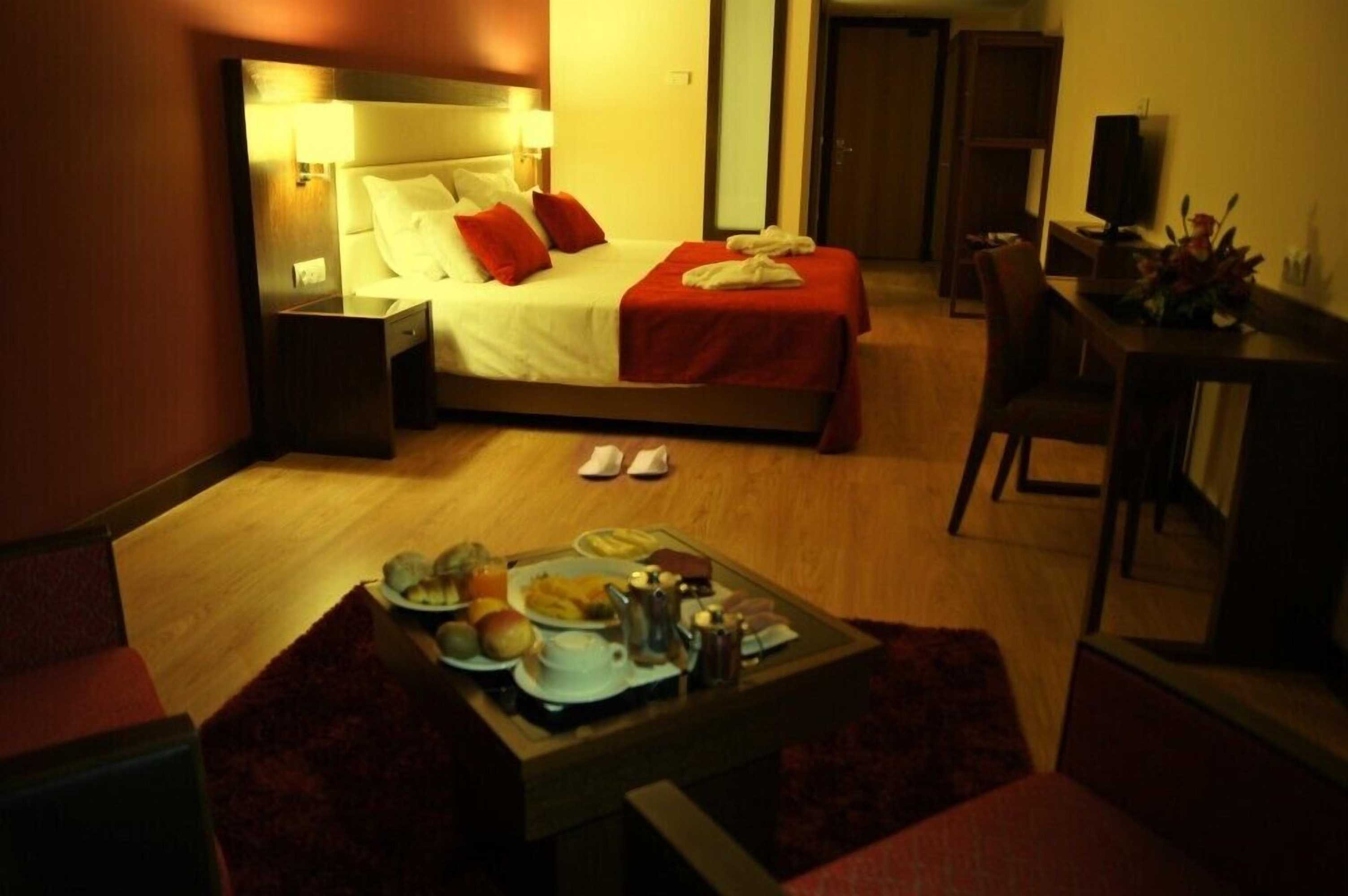 Gift card for Palace Hotel & Spa Monte Rio Gift card for Palace Hotel & Spa Monte Rio