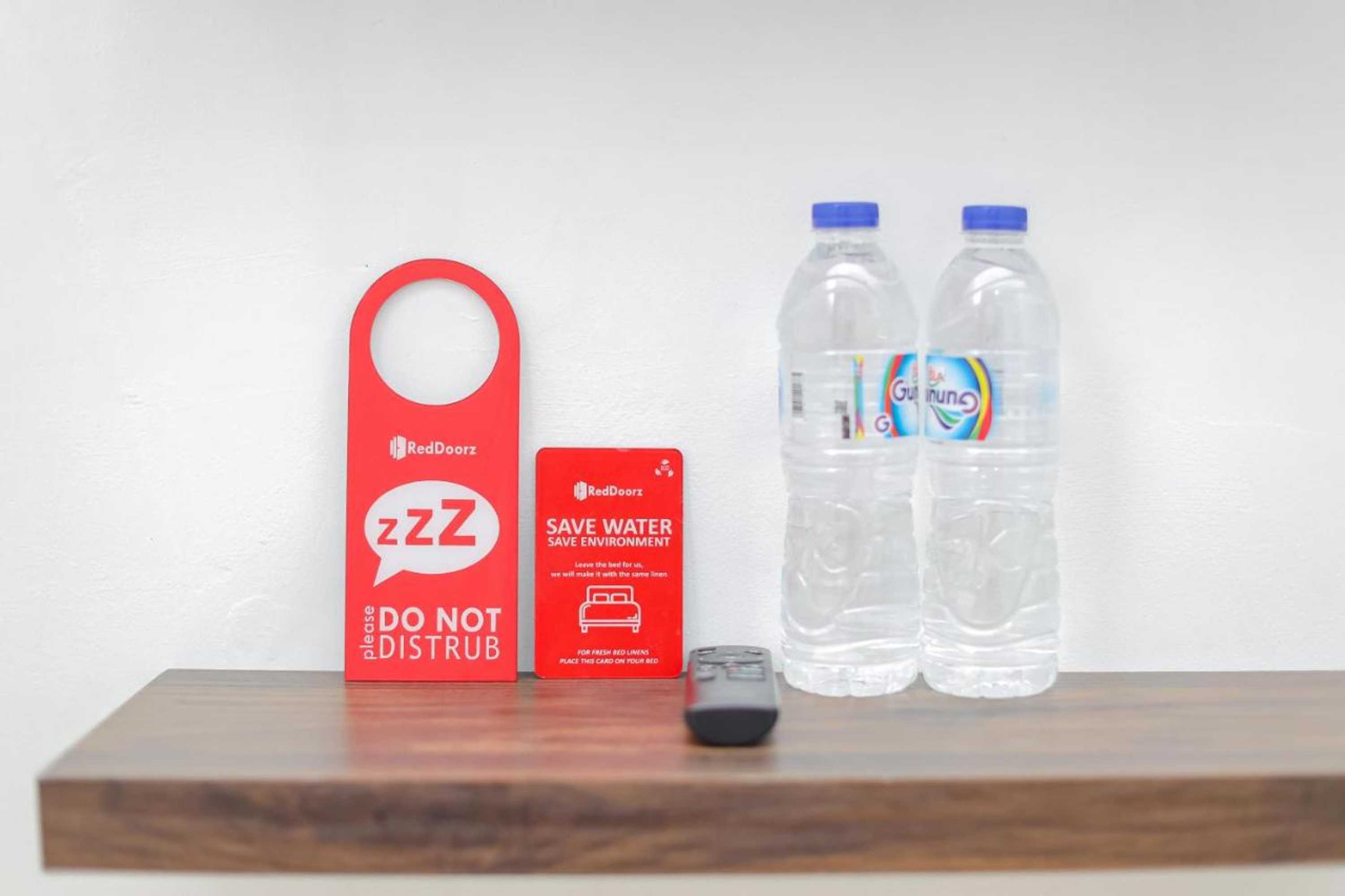 Gift card for Reddoorz Near Pasar Lama Serang