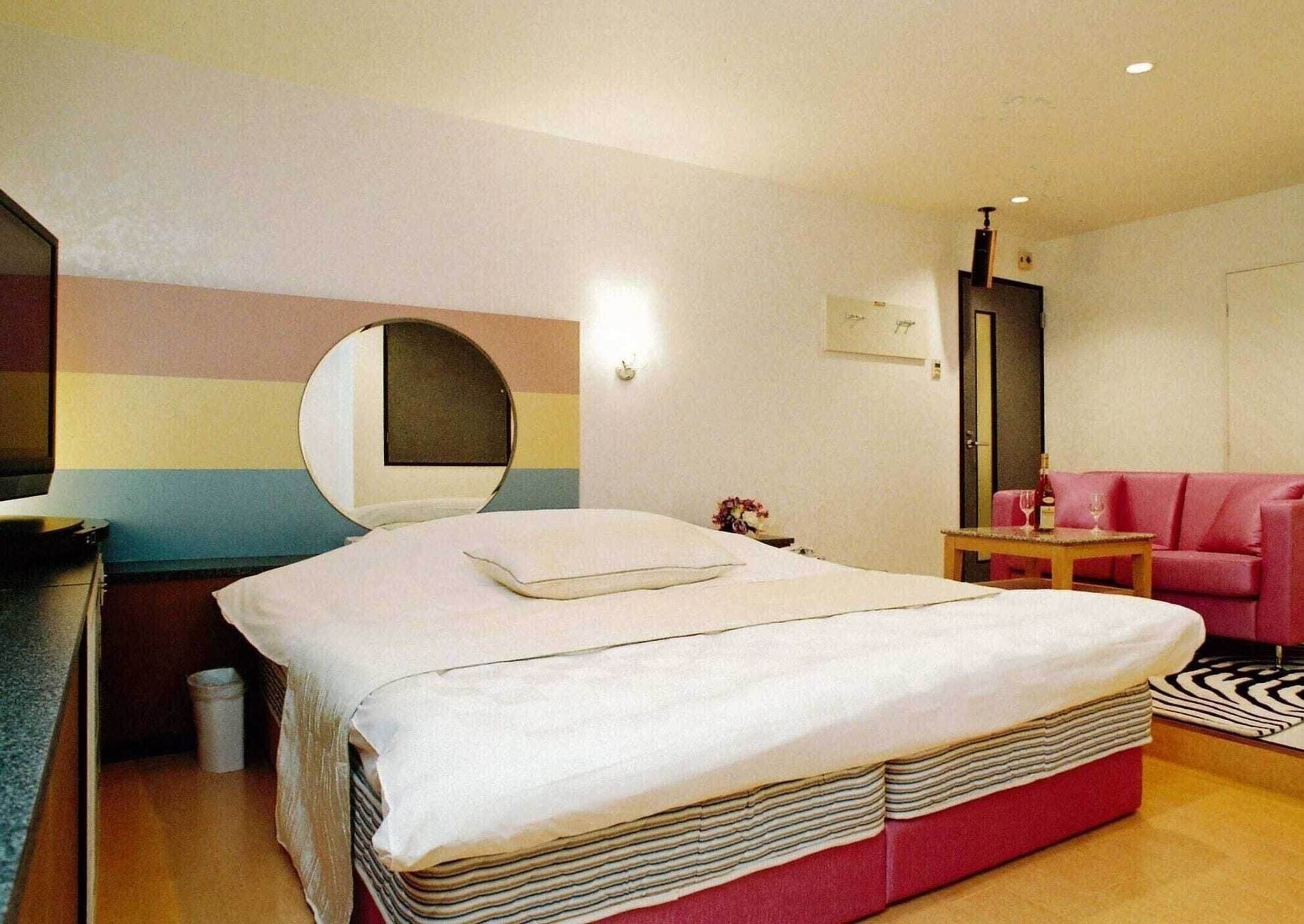 Gift card for Hotel Antoinette -Spa Resort- Adult Only Gift card for Hotel Antoinette -Spa Resort- Adult Only