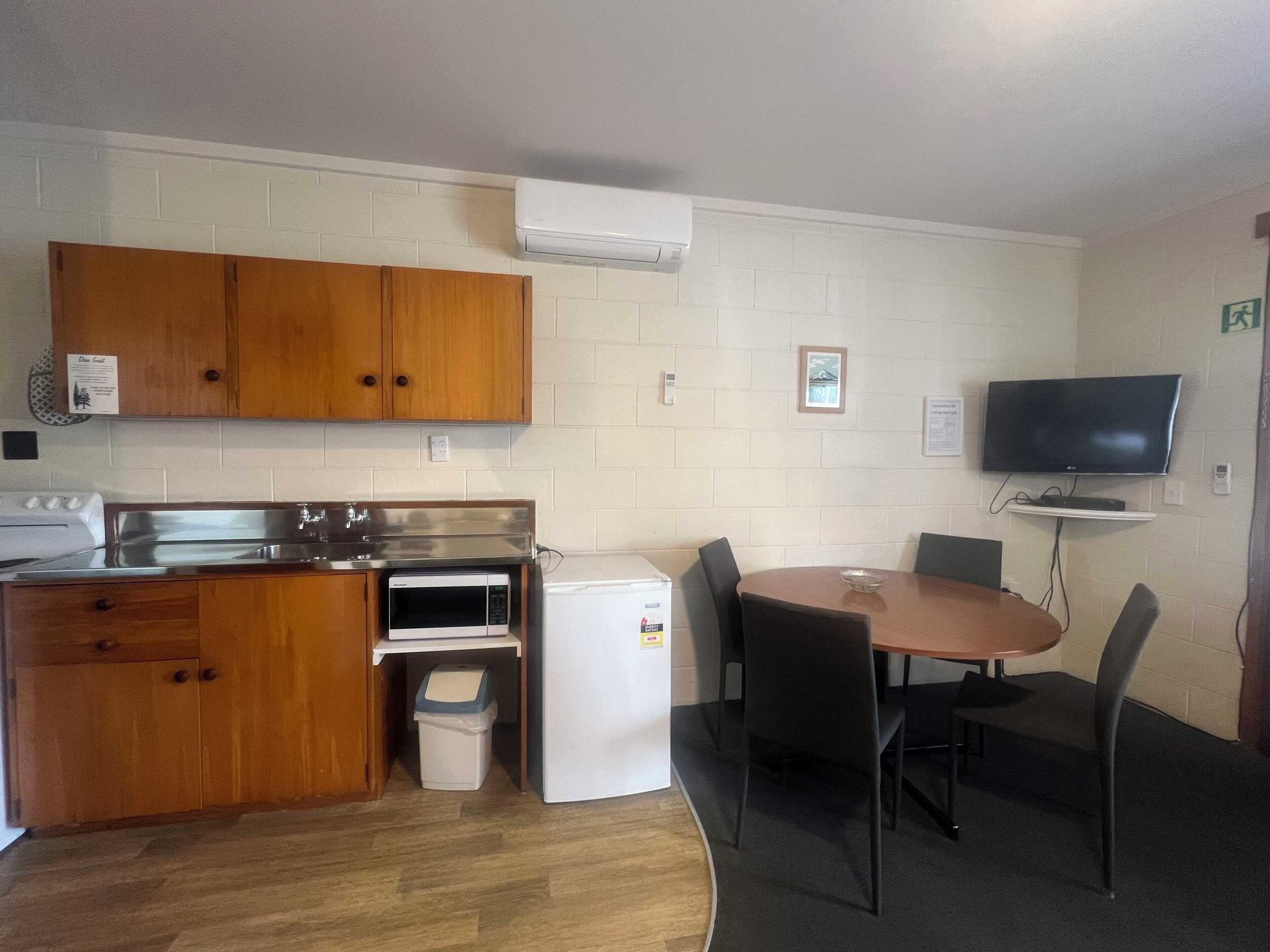 Gift card for Elmore Lodge Motel Gift card for Elmore Lodge Motel