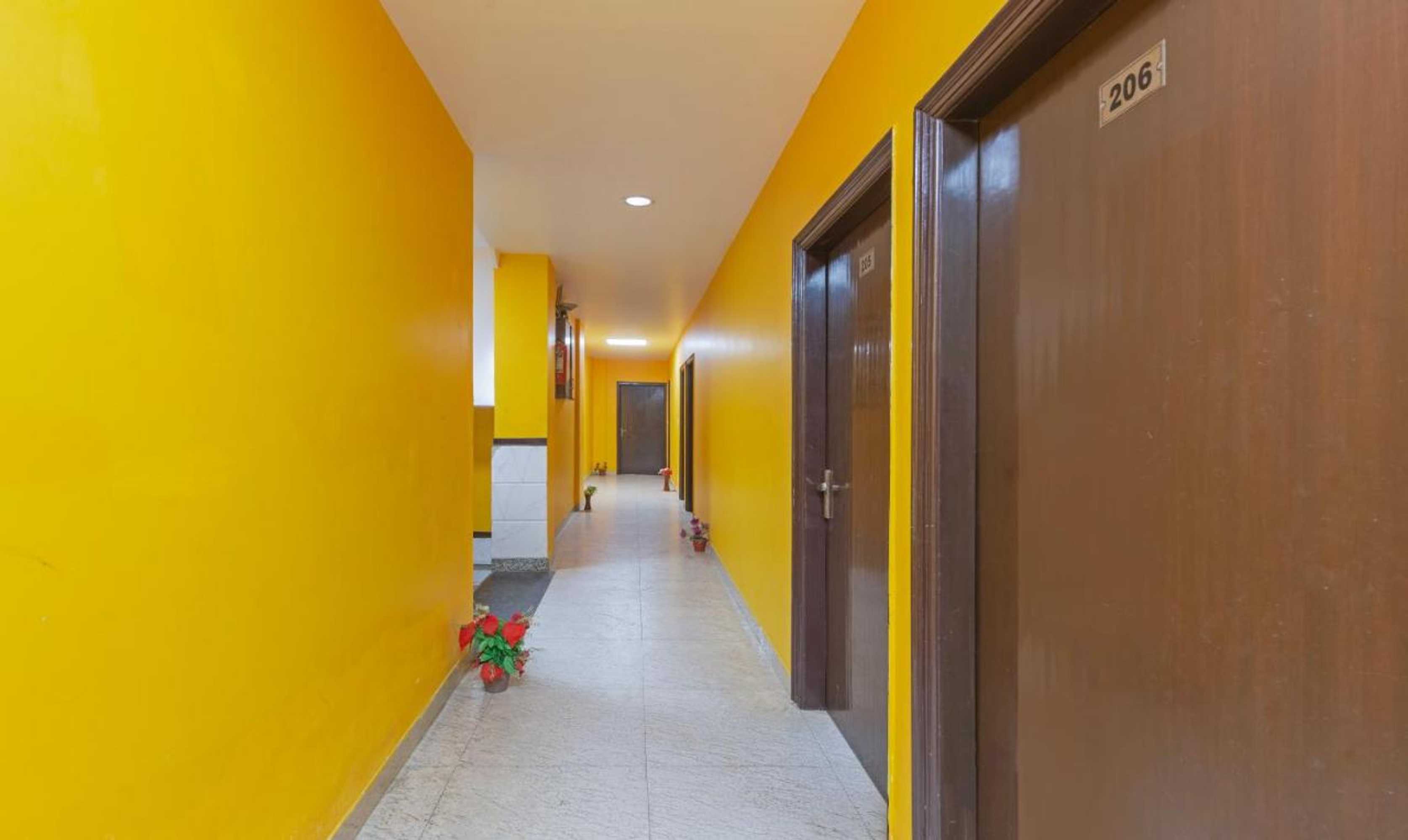 Gift card for Oyo 8764 Hotel Green View Palace