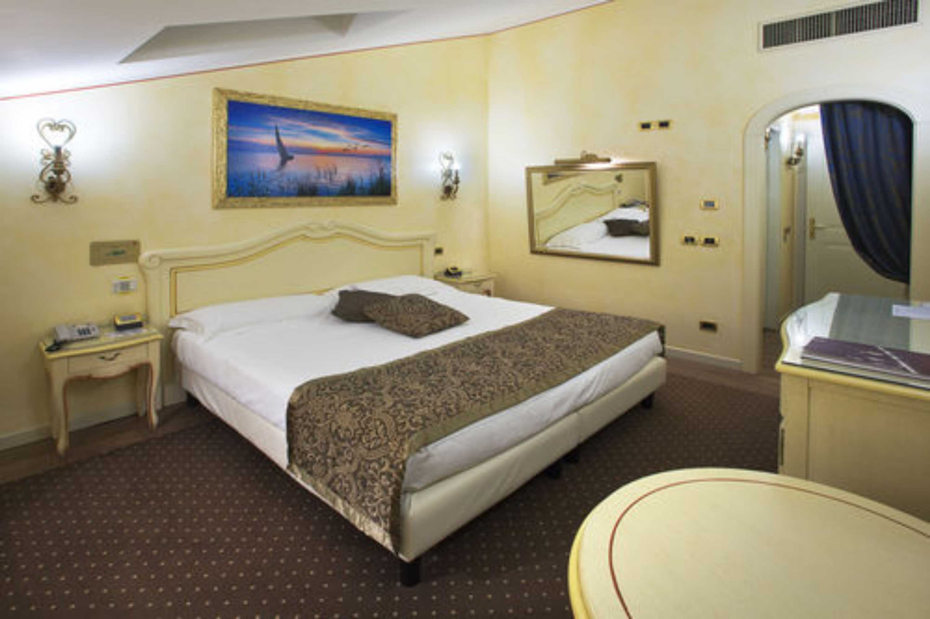 Gift card for Vip's Motel Luxury Accommodation & Spa Gift card for Vip's Motel Luxury Accommodation & Spa