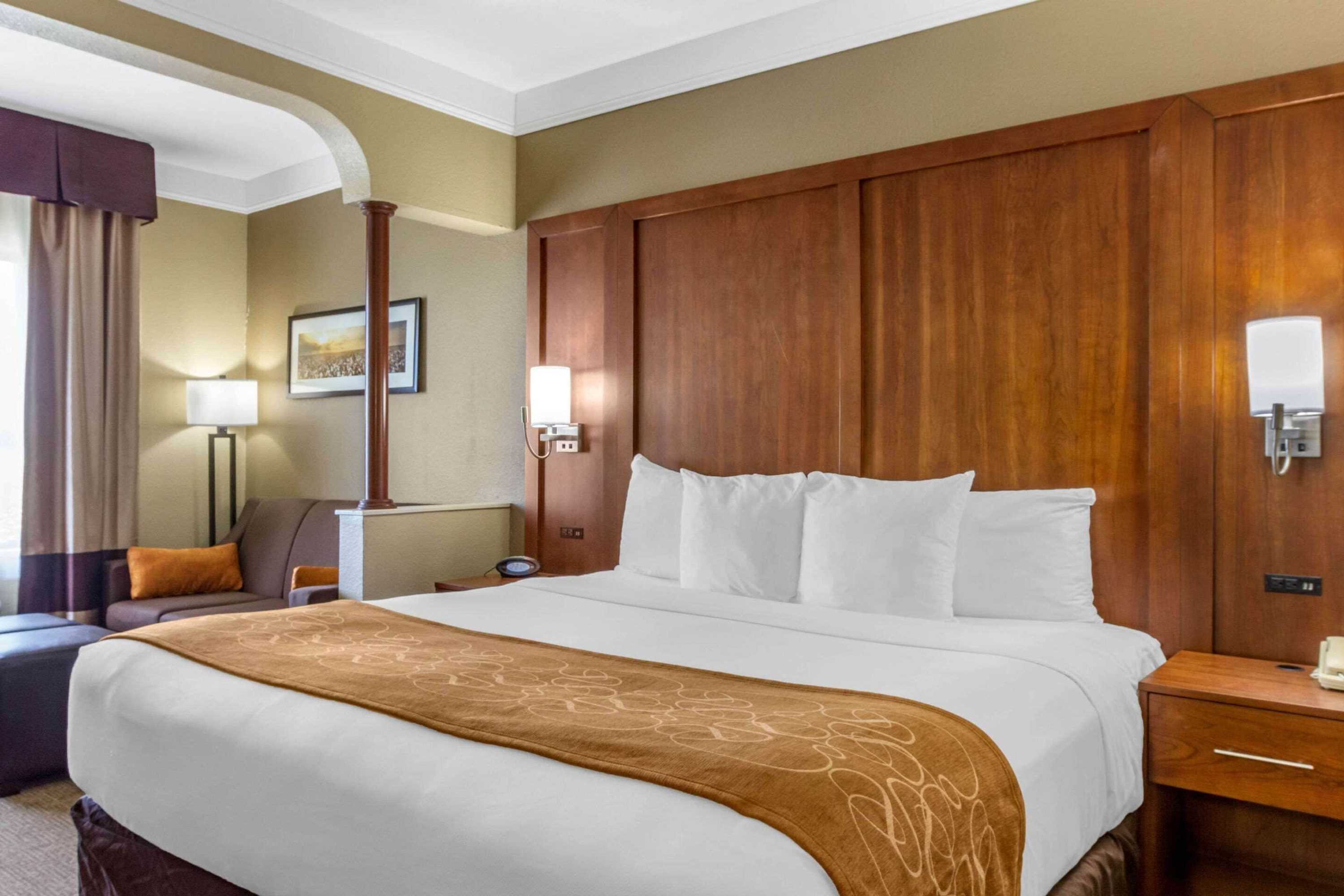 Gift card for Comfort Suites Plainview Gift card for Comfort Suites Plainview