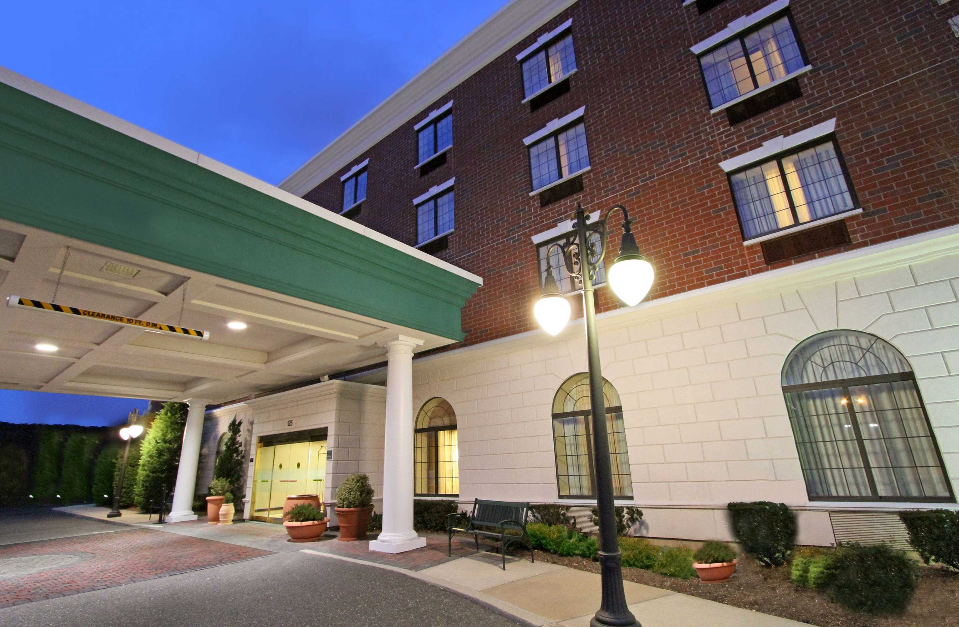 Gift card for Hampton Inn & Suites Rockville Centre Gift card for Hampton Inn & Suites Rockville Centre