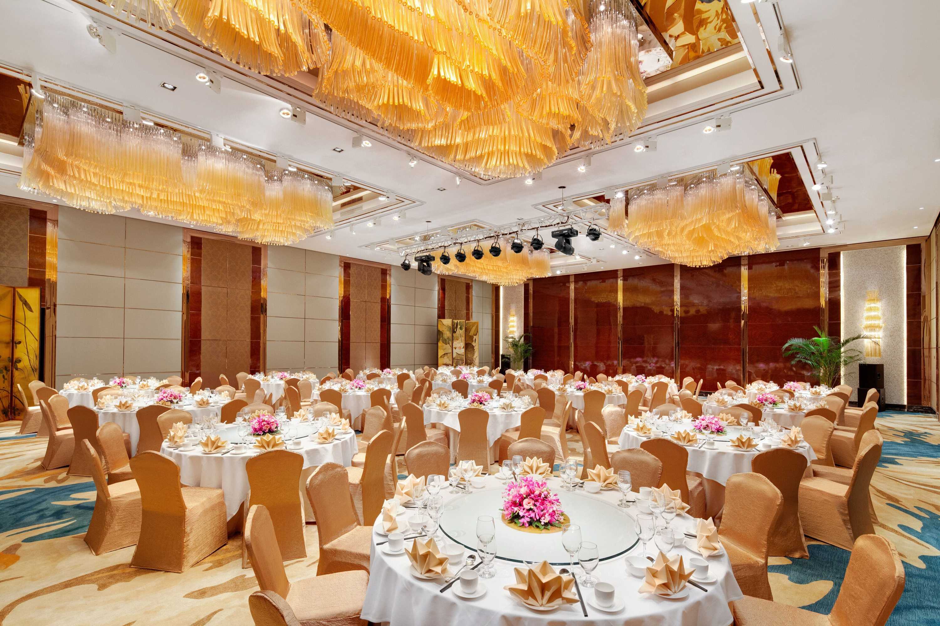 Gift card for Crowne Plaza Sanya City Center by Ihg Gift card for Crowne Plaza Sanya City Center by Ihg