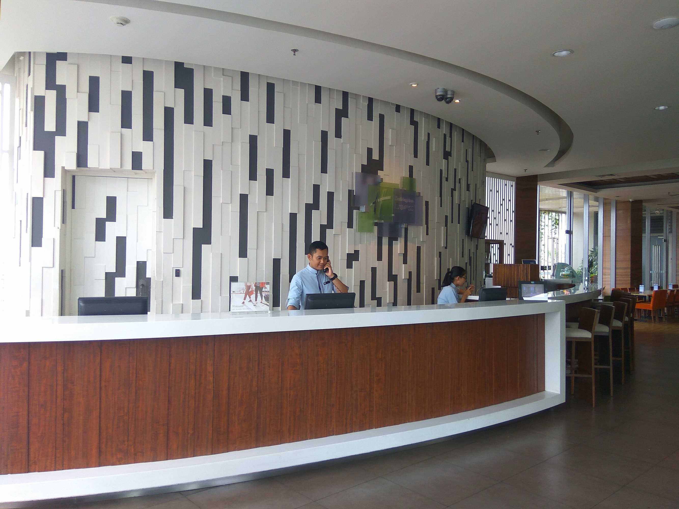 Gift card for Holiday Inn Express Semarang Simpang Lima by Ihg Gift card for Holiday Inn Express Semarang Simpang Lima by Ihg