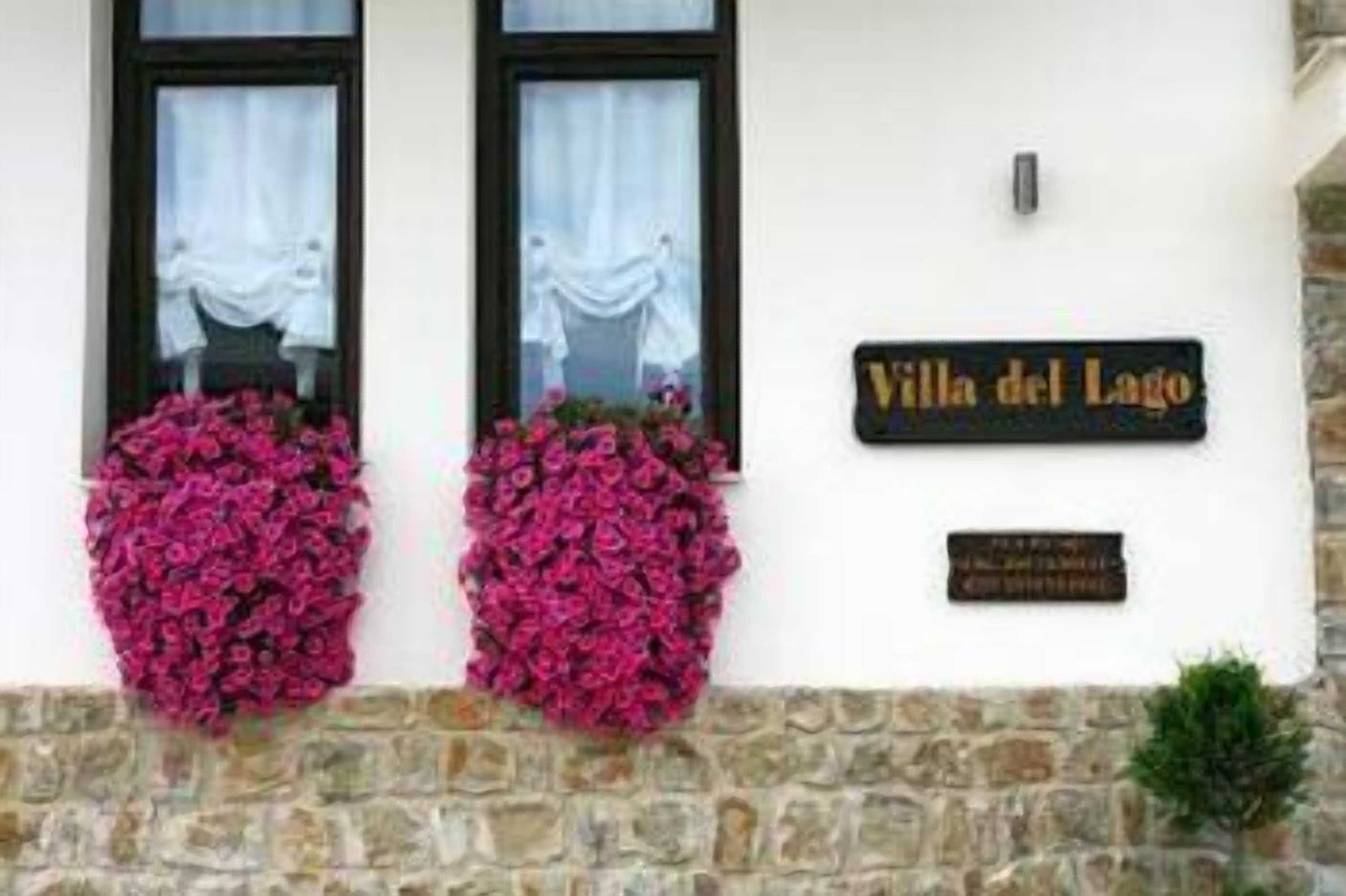 Gift card for Villa Del Lago