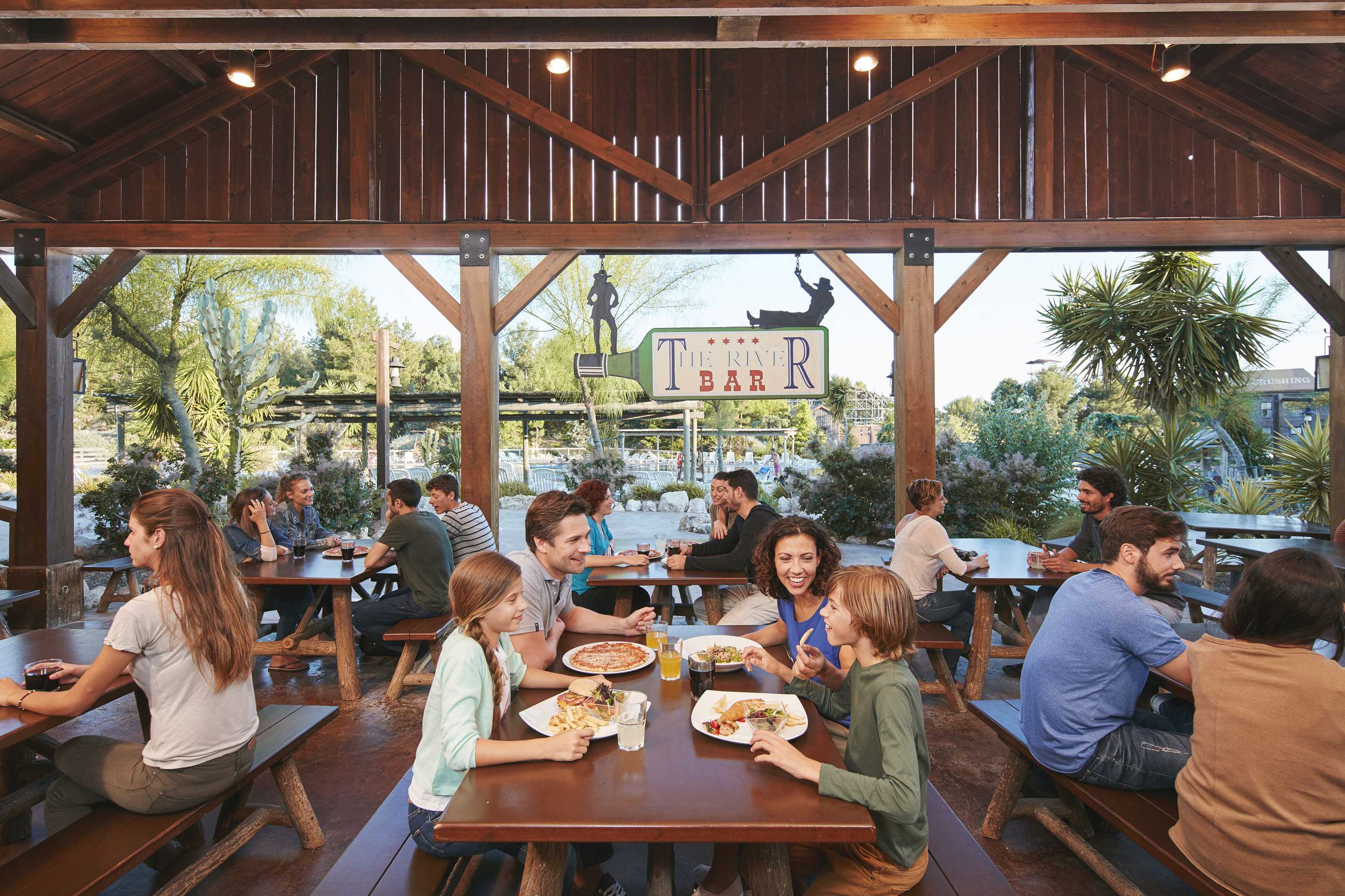 Gift card for Portaventura Hotel Gold River - Includes Unlimited Access to Portaventura Park & 1 Access to Ferrari Land Gift card for Portaventura Hotel Gold River - Includes Unlimited Access to Portaventura Park & 1 Access to Ferrari Land
