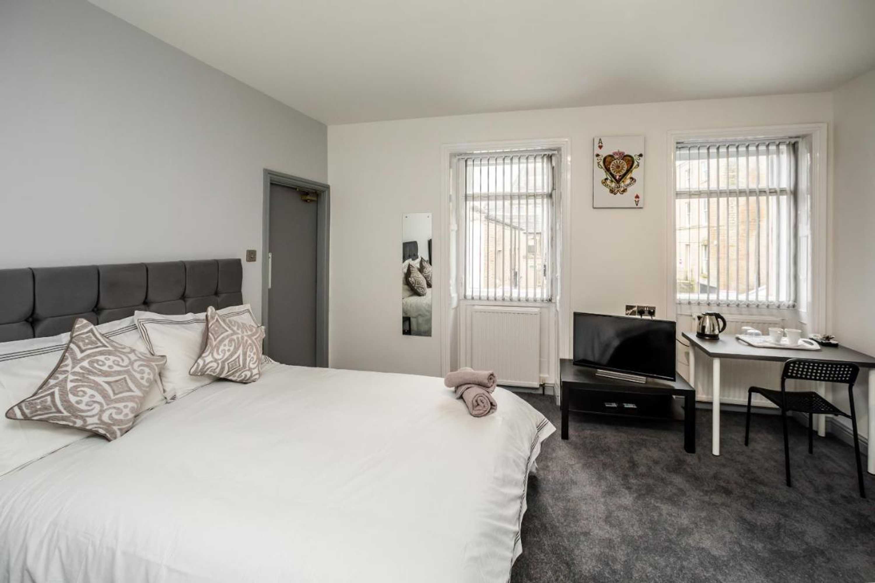 Gift card for Huddersfield Central Lodge Hotel