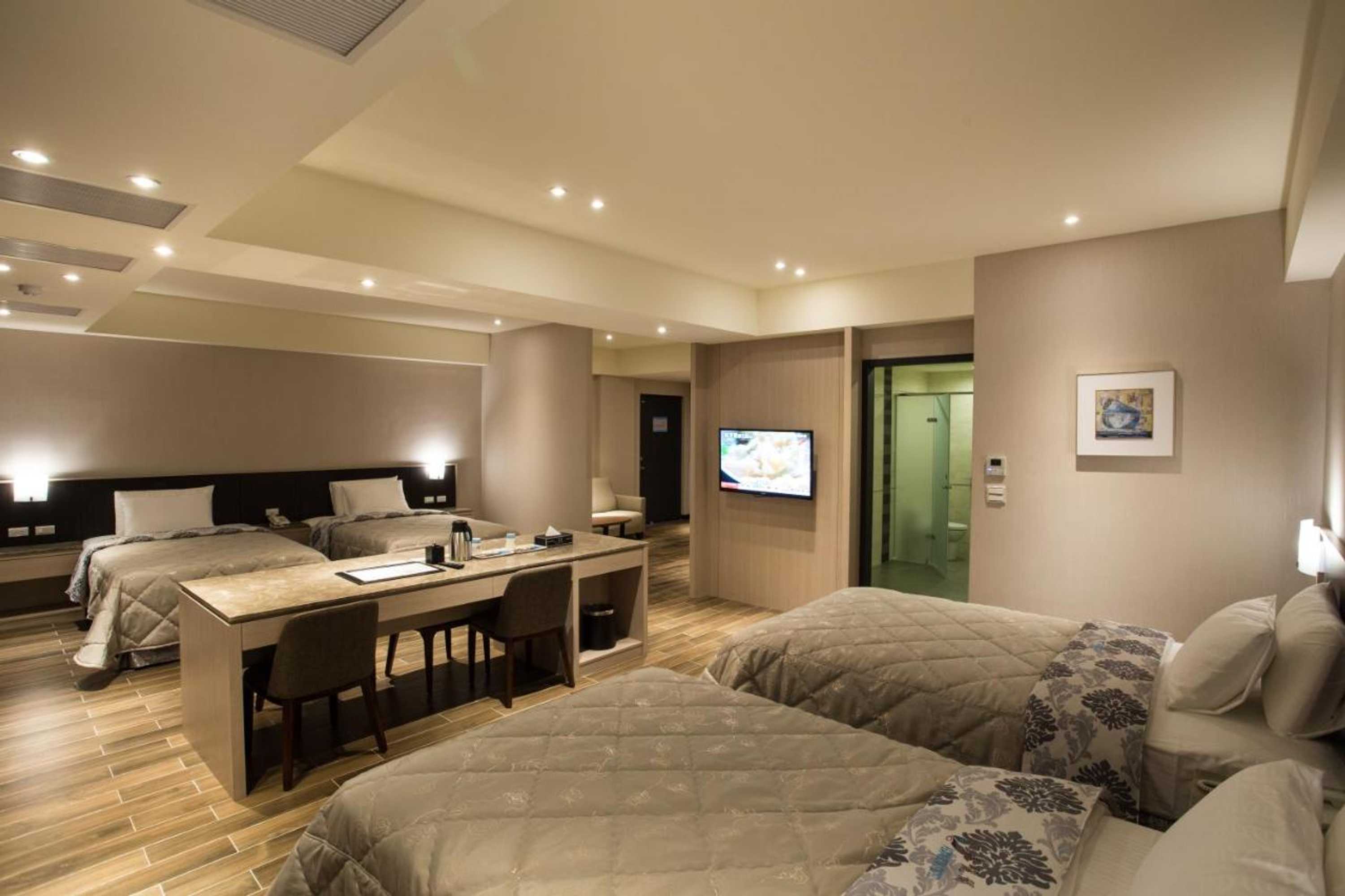 Gift card for Verygood Business Hotel
