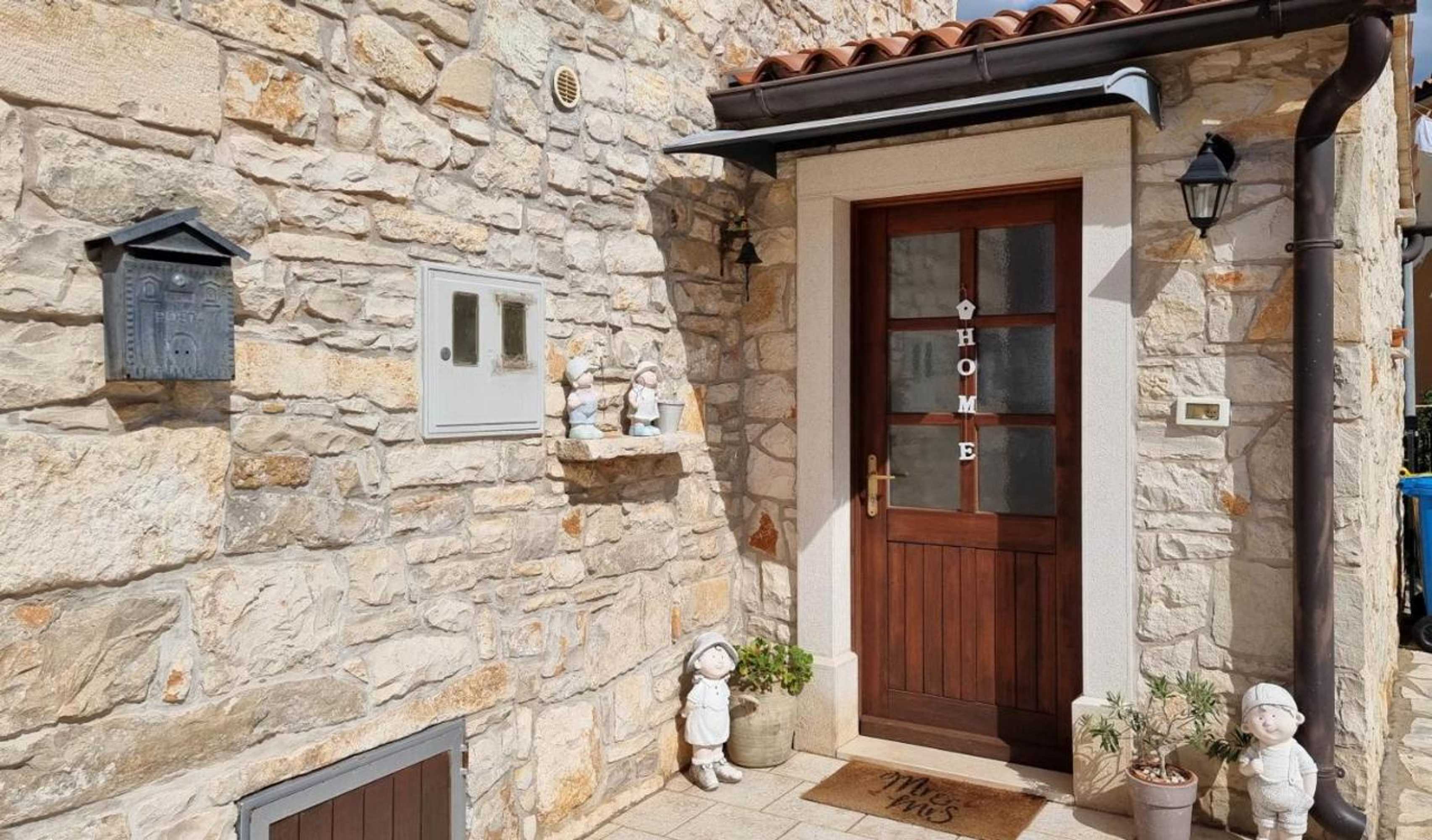 Gift card for Ariana