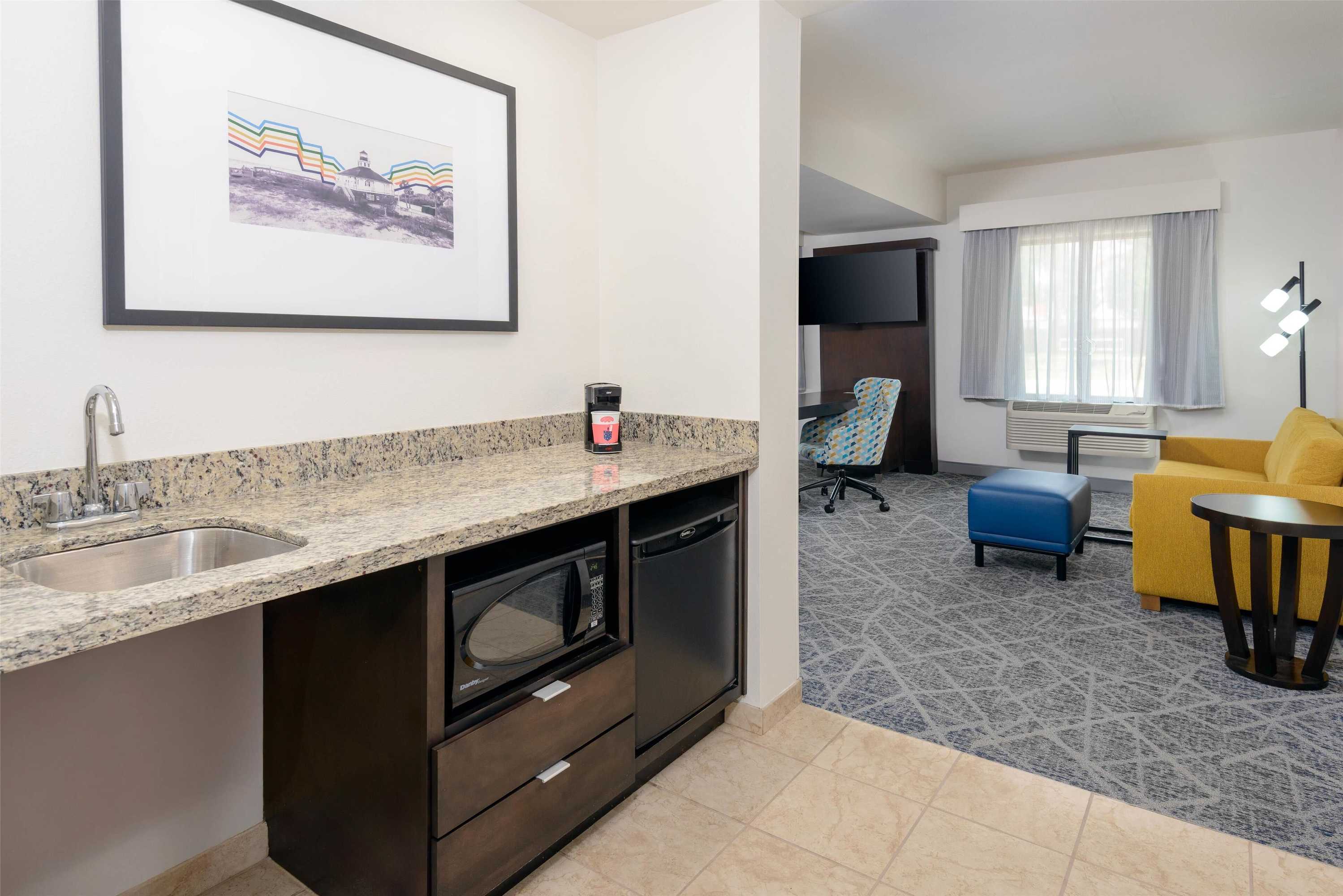 Gift card for Hampton Inn & Suites Pensacola/gulf Breeze
