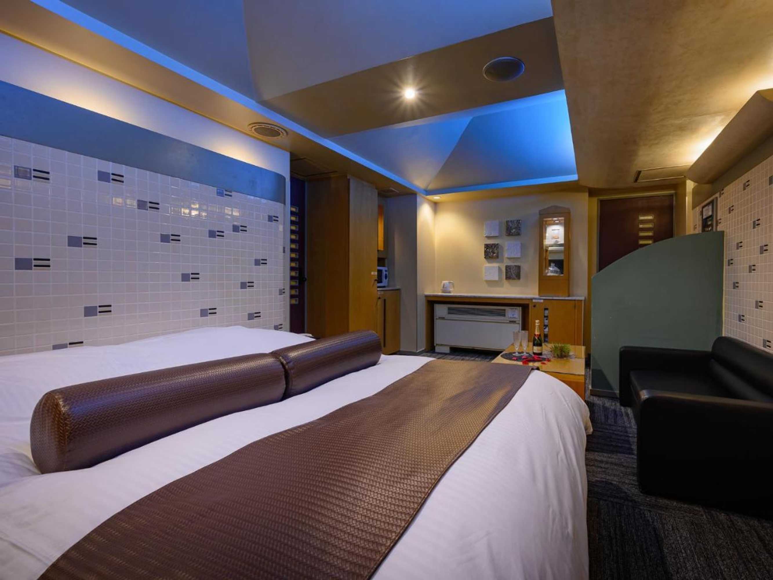 Gift card for Water Hotel Mw (love Hotel)