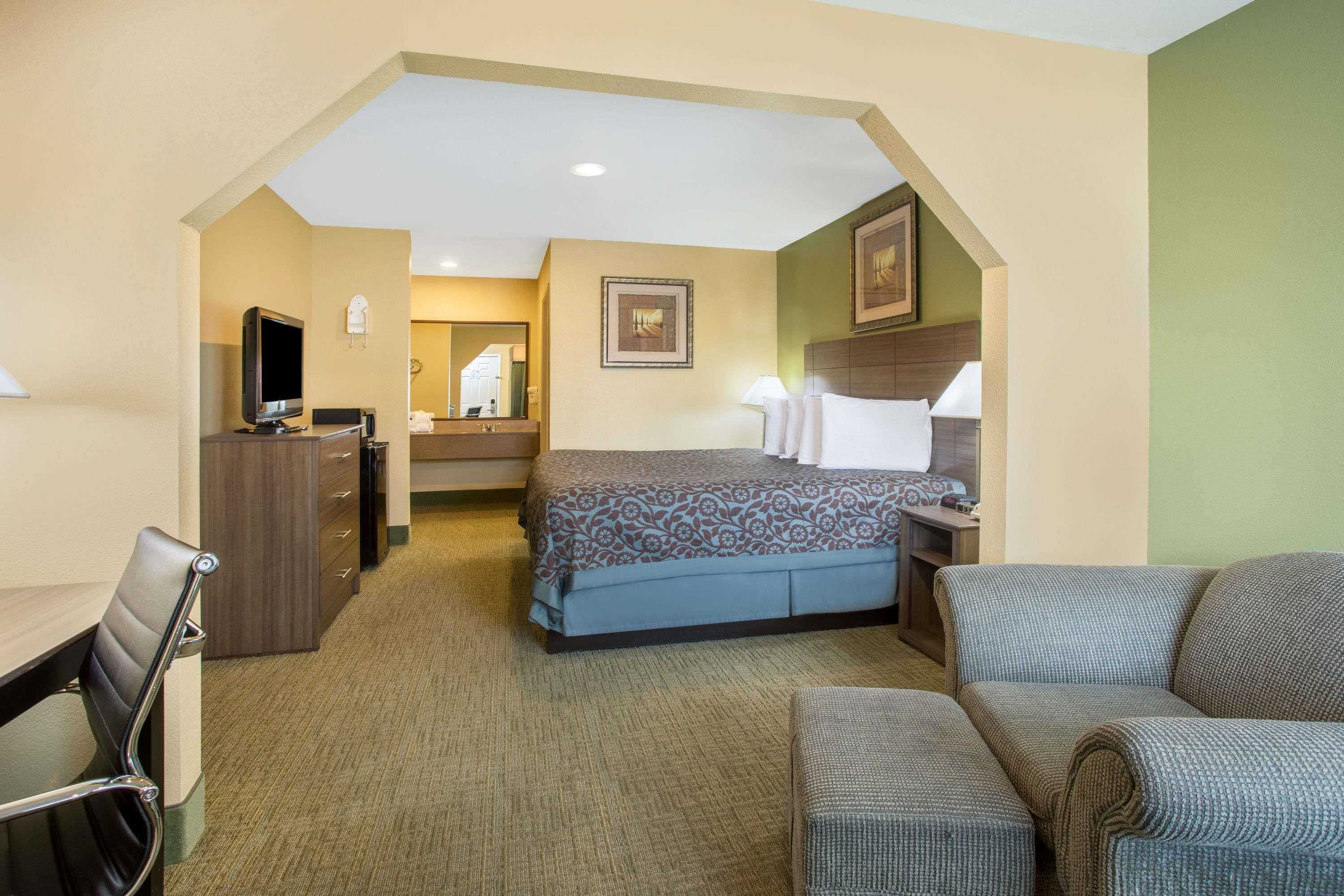 Gift card for Days Inn by Wyndham Abbeville Gift card for Days Inn by Wyndham Abbeville