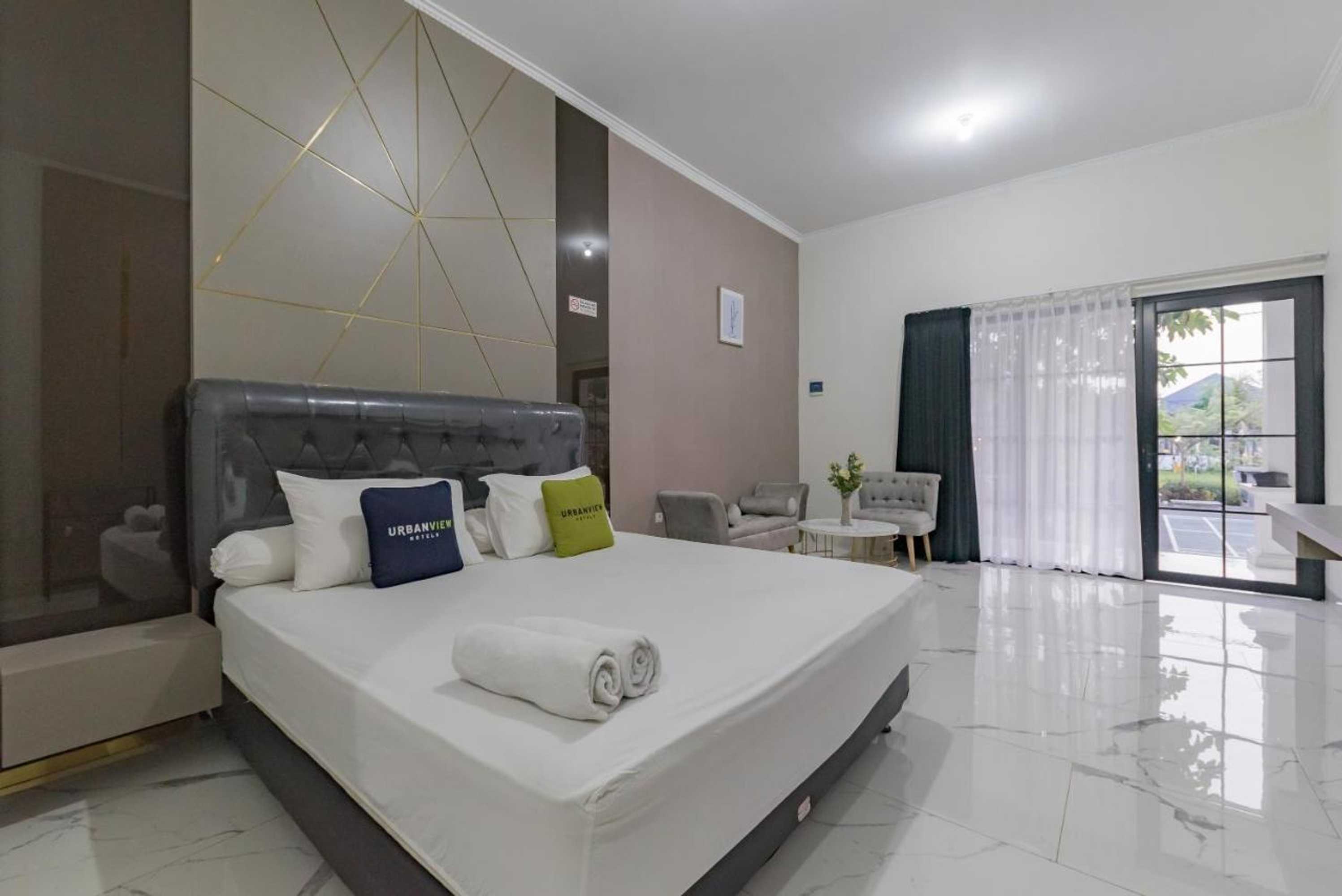 Gift card for Urbanview Hotel Khayrizsan Tasikmalaya by Reddoorz Gift card for Urbanview Hotel Khayrizsan Tasikmalaya by Reddoorz