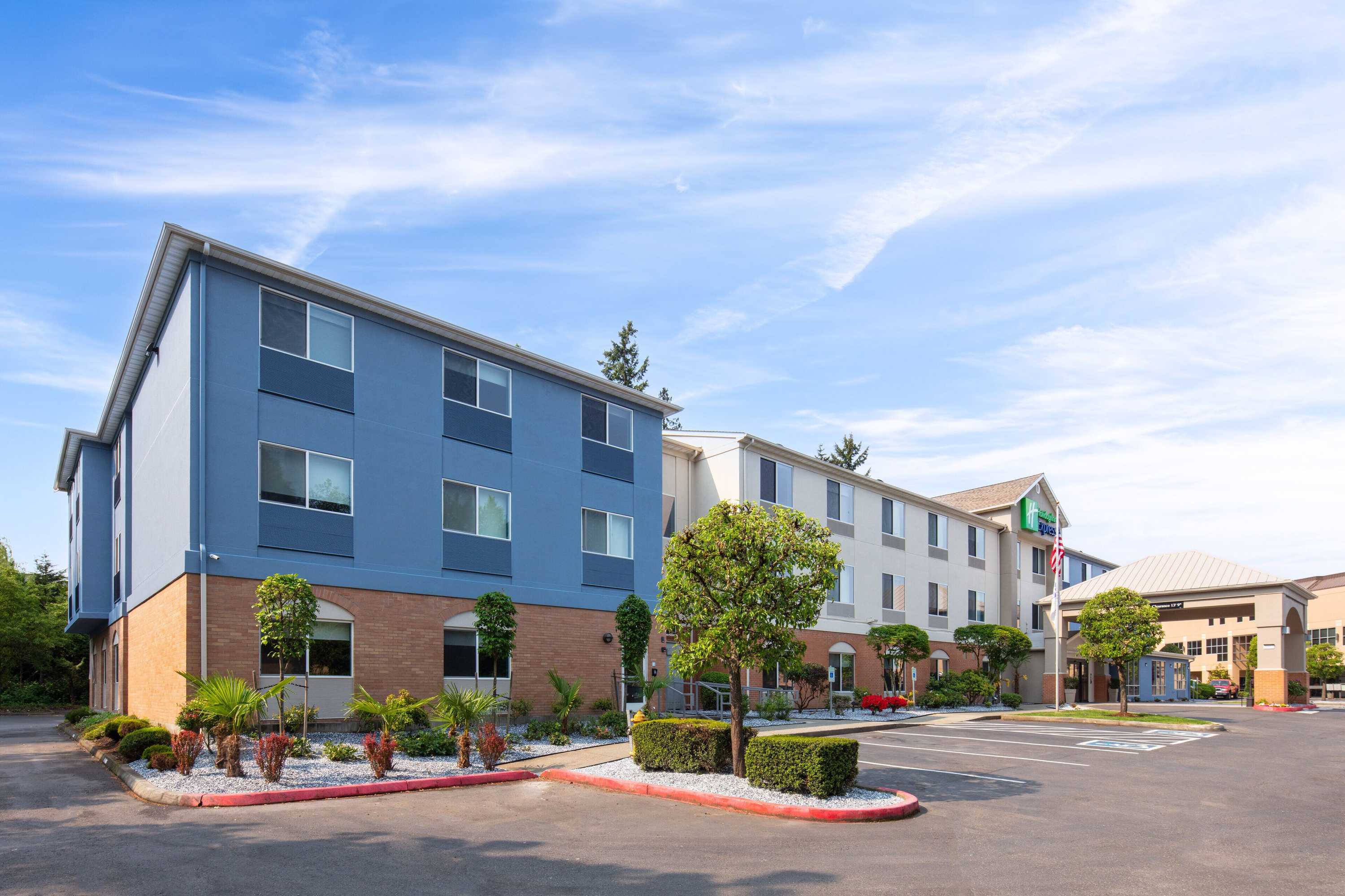 Gift card for Holiday Inn Express Bothell by Ihg Gift card for Holiday Inn Express Bothell by Ihg