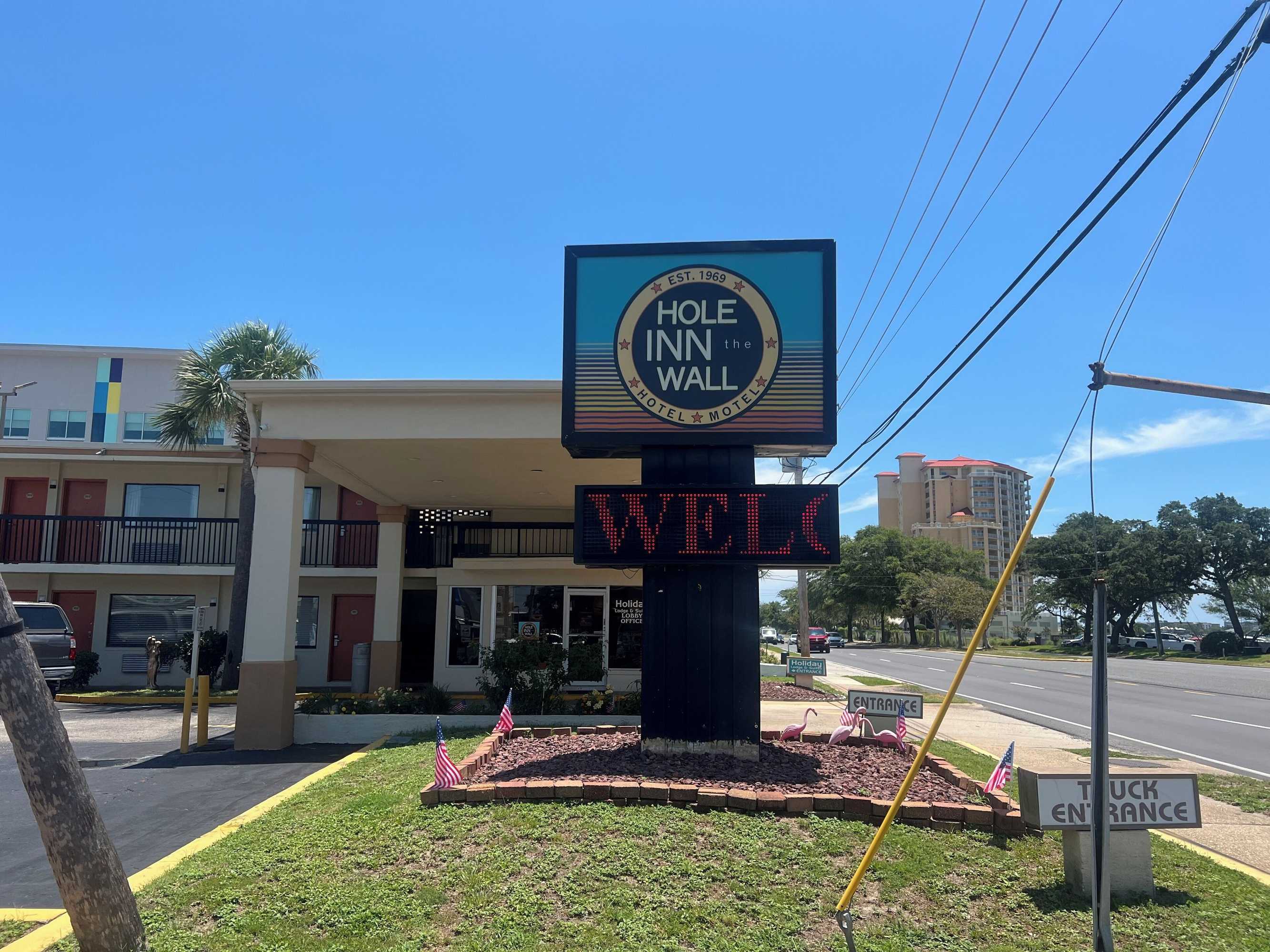 Gift card for Hole Inn The Wall Hotel - Fort Walton Beach - Sunset Plaza - Nearby Beaches & Hurlburt Gift card for Hole Inn The Wall Hotel - Fort Walton Beach - Sunset Plaza - Nearby Beaches & Hurlburt