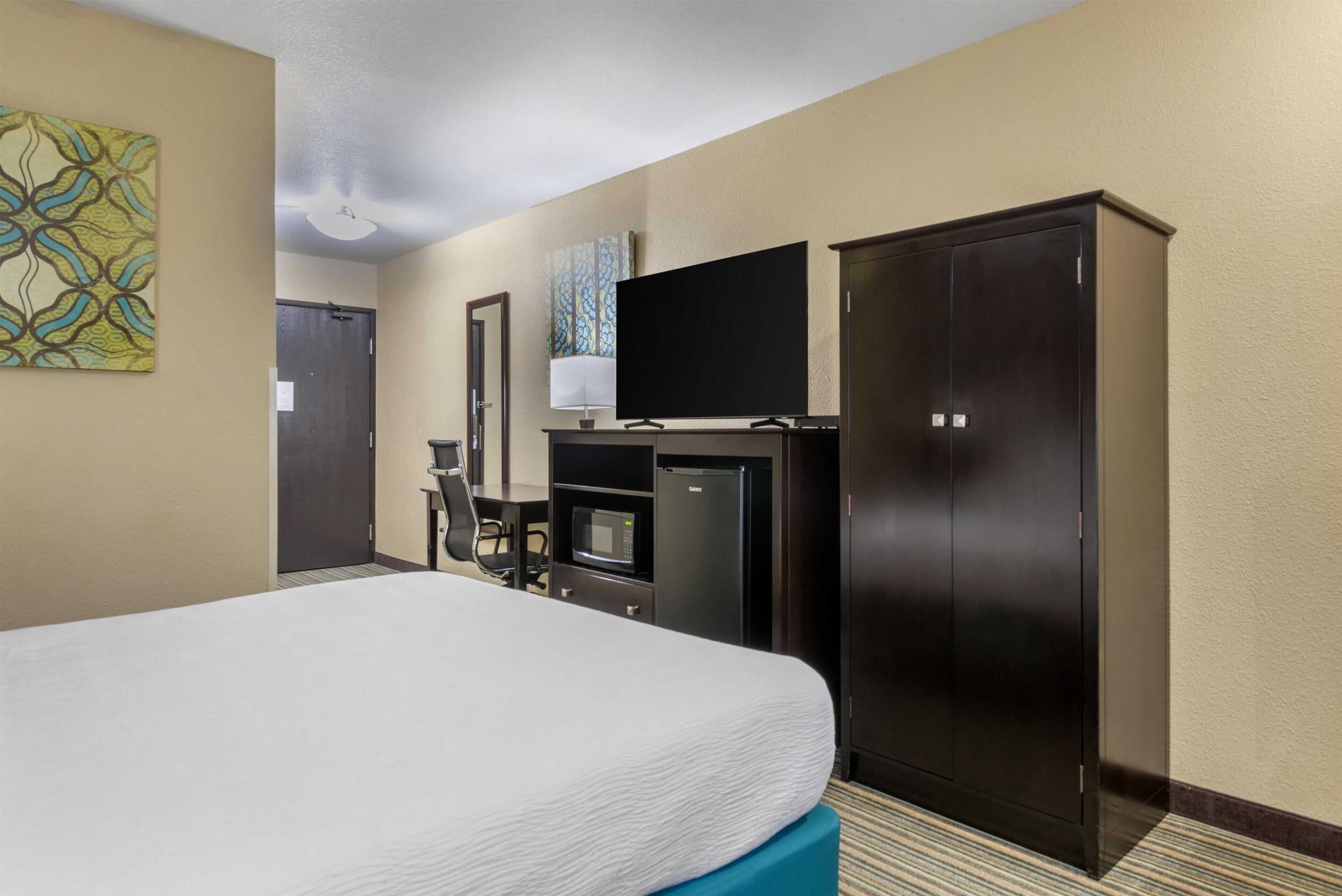 Gift card for Best Western Long Beach Inn Gift card for Best Western Long Beach Inn