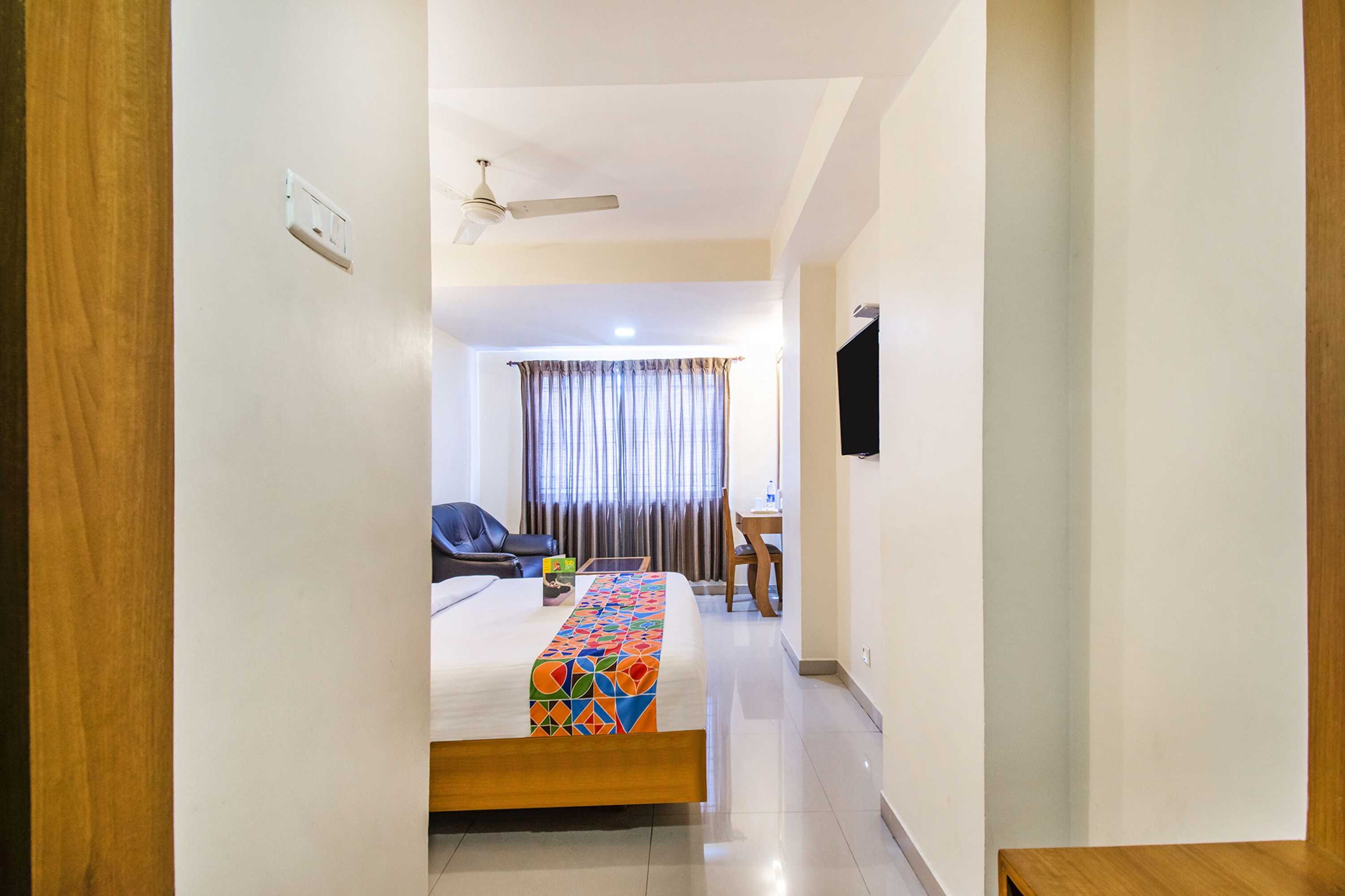 Gift card for Fabhotel Jansi Deluxe - Nr Gandhipuram Bus Stand Gift card for Fabhotel Jansi Deluxe - Nr Gandhipuram Bus Stand
