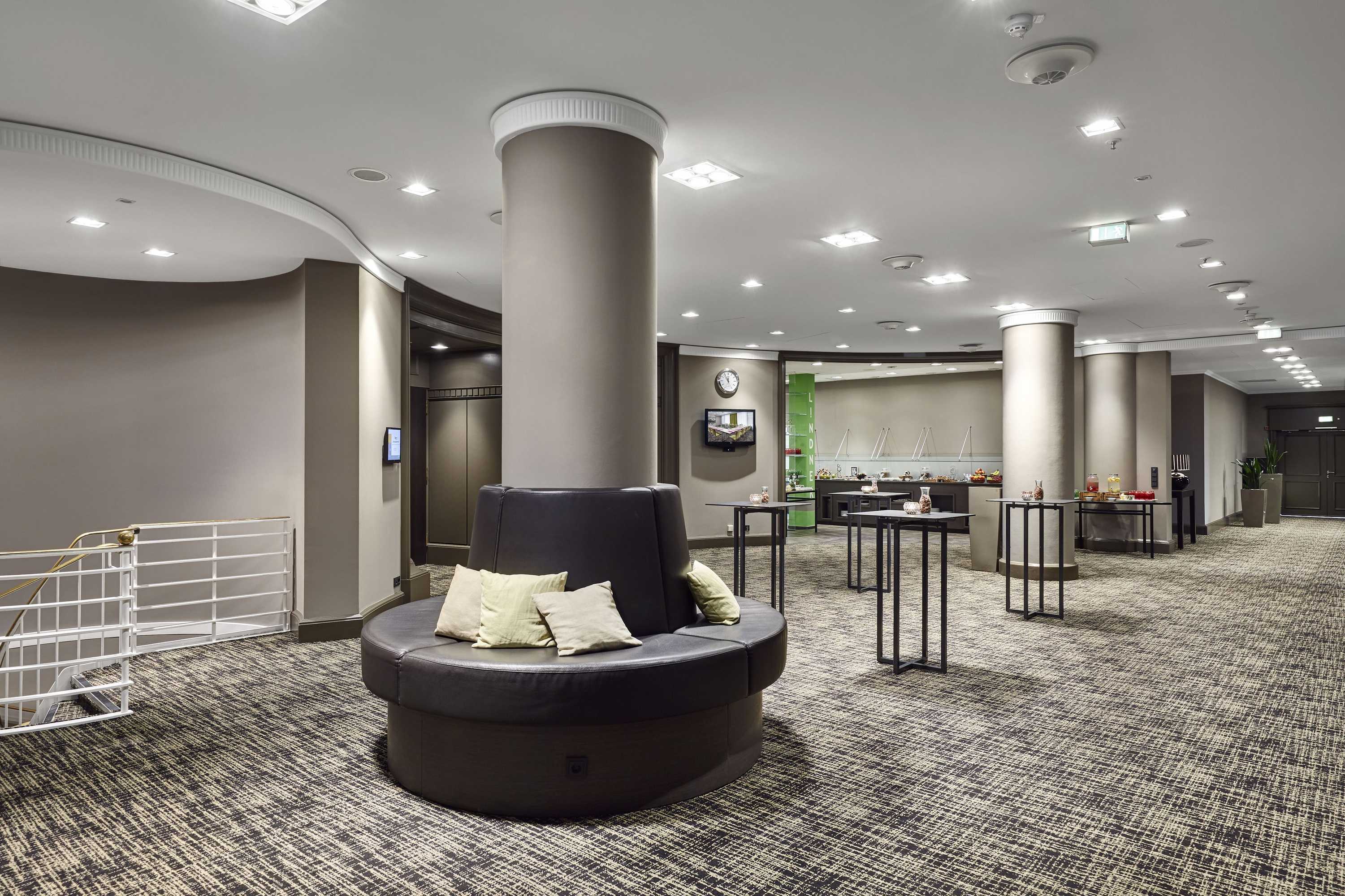 Gift card for Lindner Hotel Cologne City Plaza, Part of Jdv by Hyatt Gift card for Lindner Hotel Cologne City Plaza, Part of Jdv by Hyatt