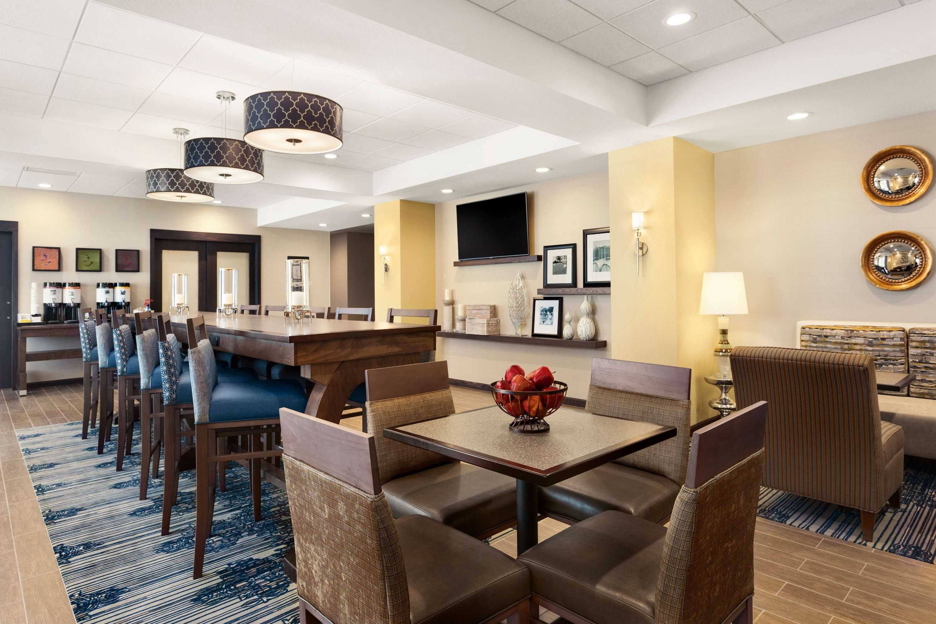 Gift card for Hampton Inn Kennewick at Southridge Gift card for Hampton Inn Kennewick at Southridge