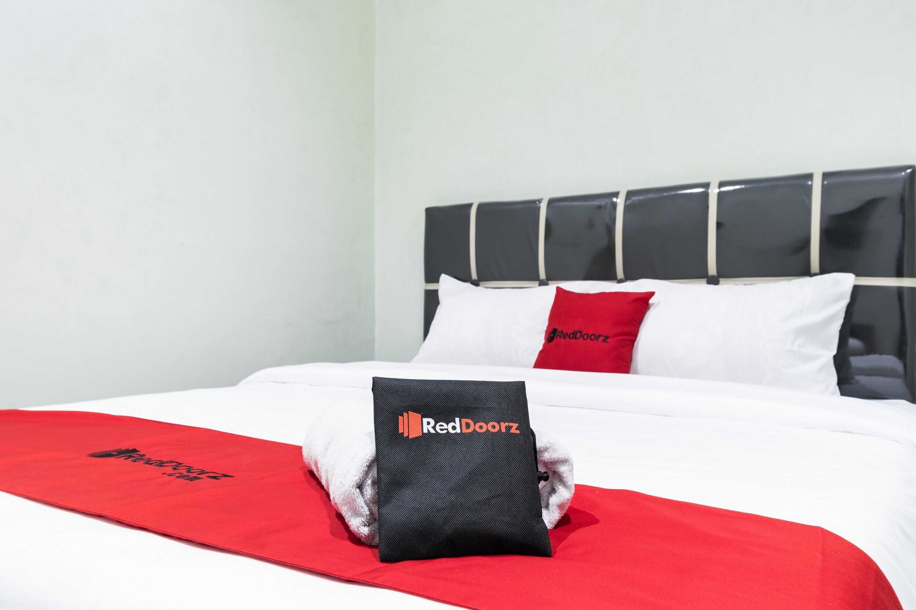 Gift card for Reddoorz Near Medan Amplas Gift card for Reddoorz Near Medan Amplas