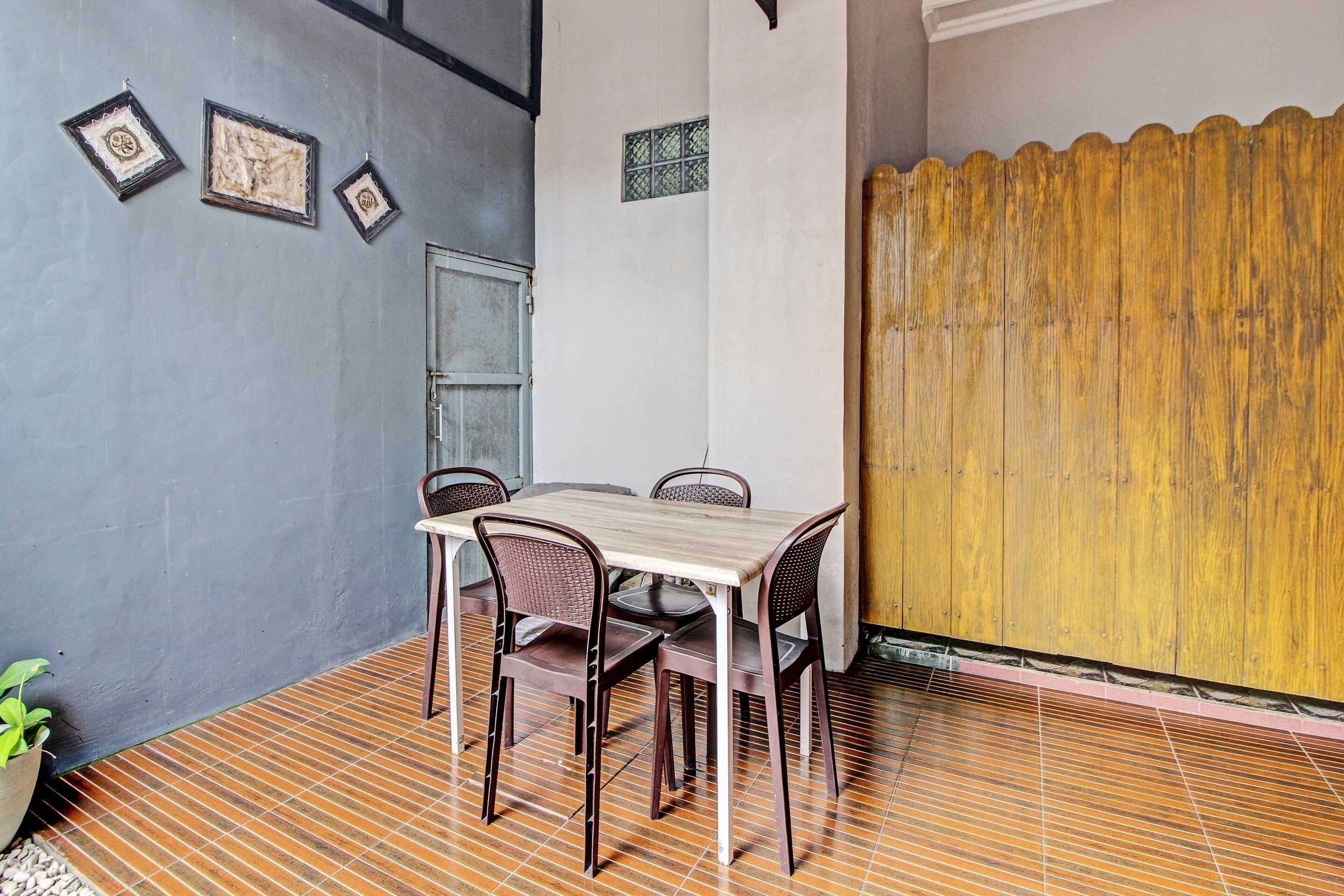 Gift card for Capital O 92250 Hall & Guesthouse Kowapi Syariah Gift card for Capital O 92250 Hall & Guesthouse Kowapi Syariah